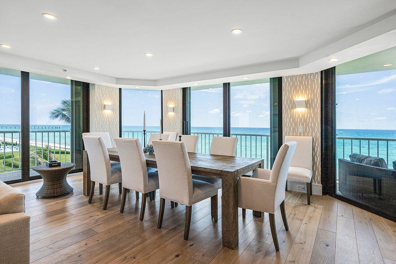 ENCLAVE OF PALM BEACH COND DECL FILED 2-12-85 IN - Residential