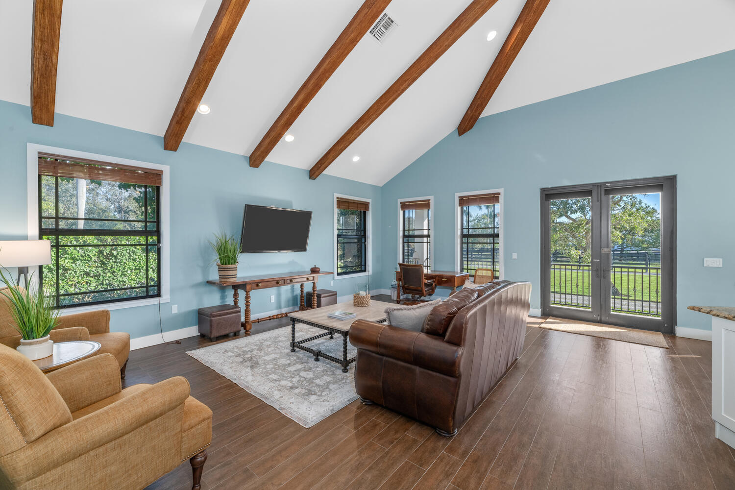 PALM BEACH POINT EAST - Residential