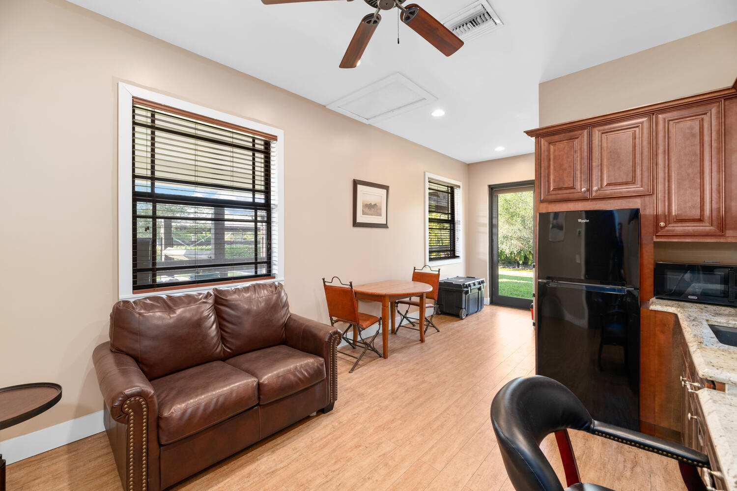 PALM BEACH POINT EAST - Residential