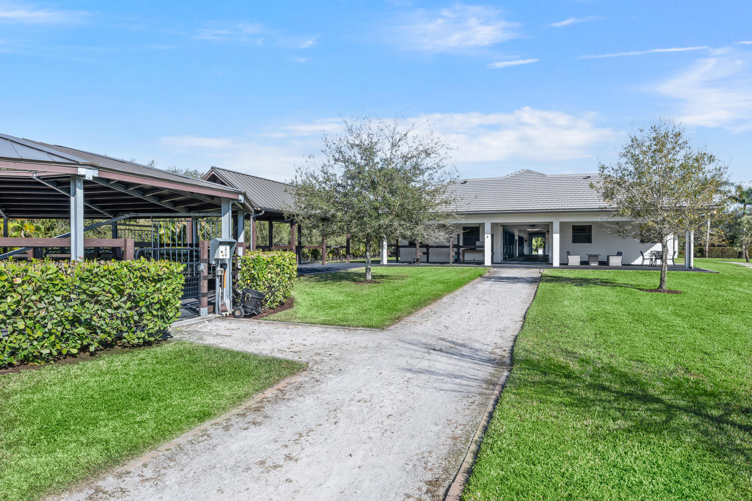 PALM BEACH POINT EAST - Residential