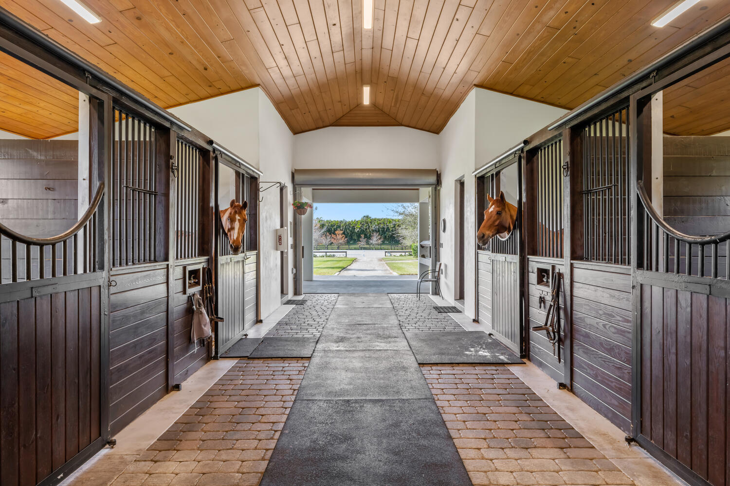 PALM BEACH POINT EAST - Residential