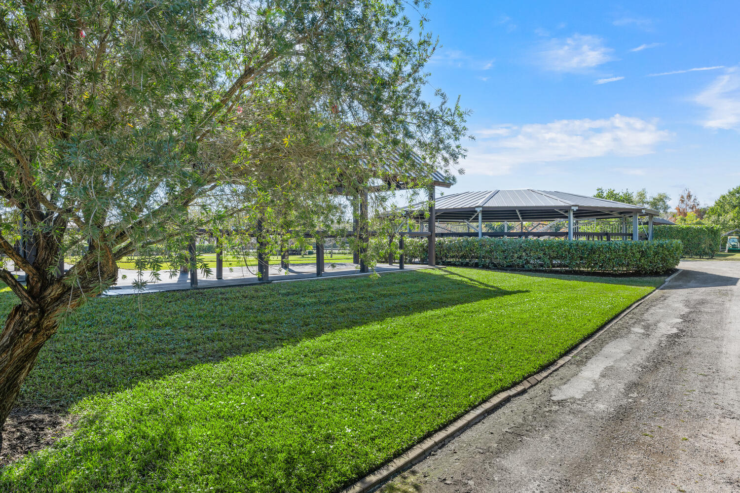 PALM BEACH POINT EAST - Residential