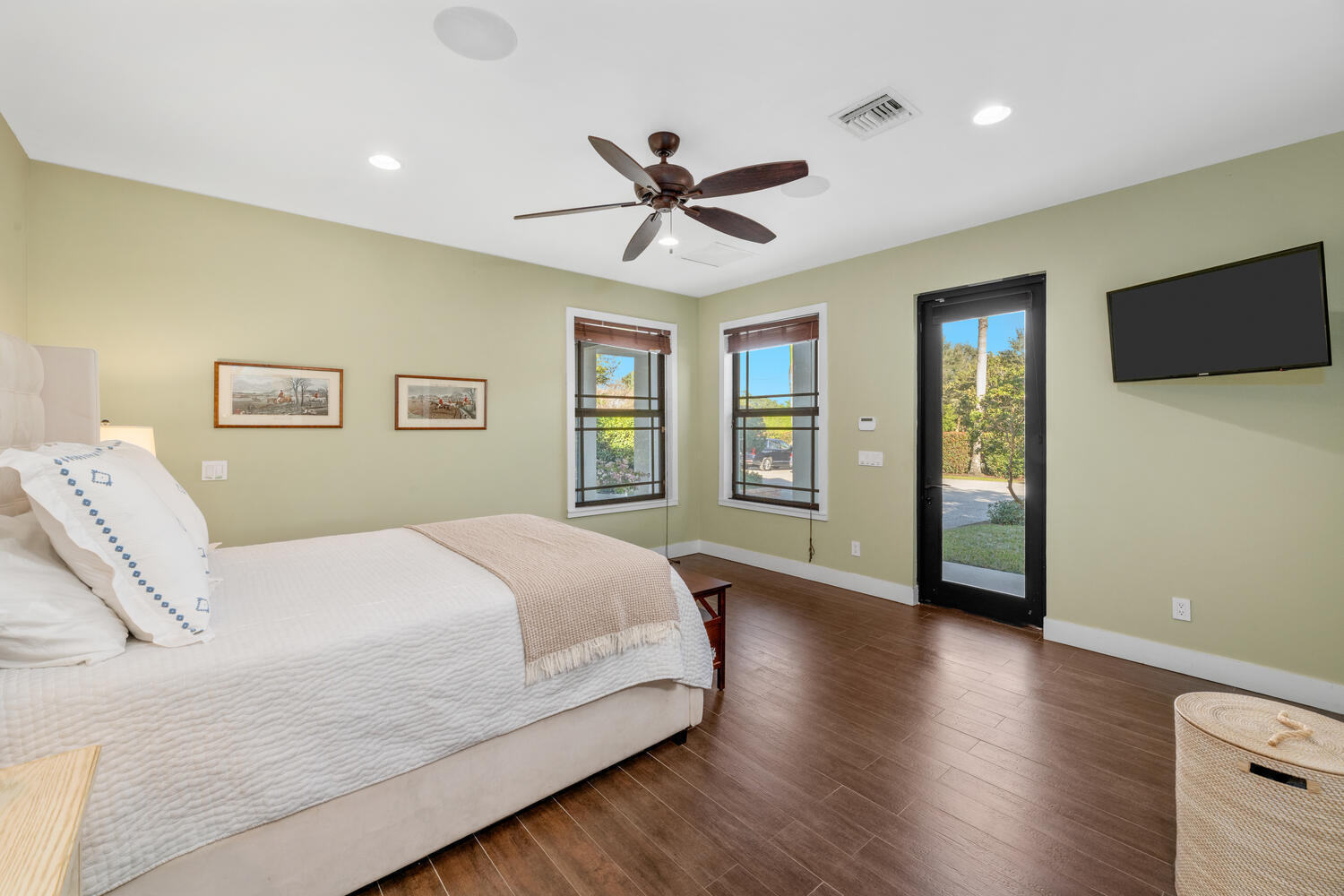 PALM BEACH POINT EAST - Residential
