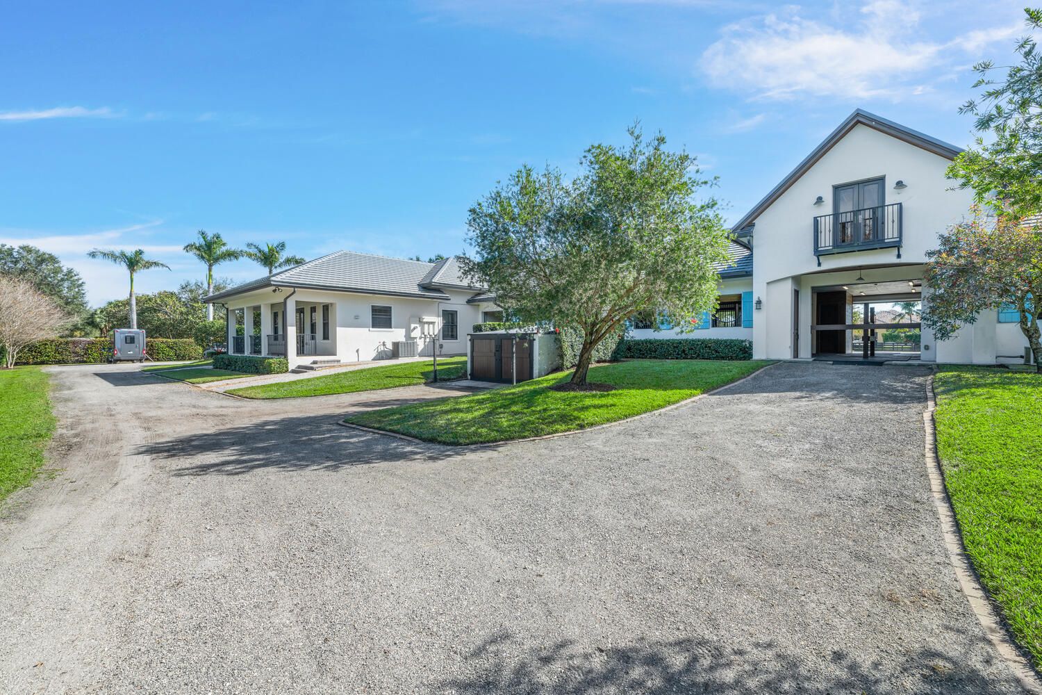 PALM BEACH POINT EAST - Residential