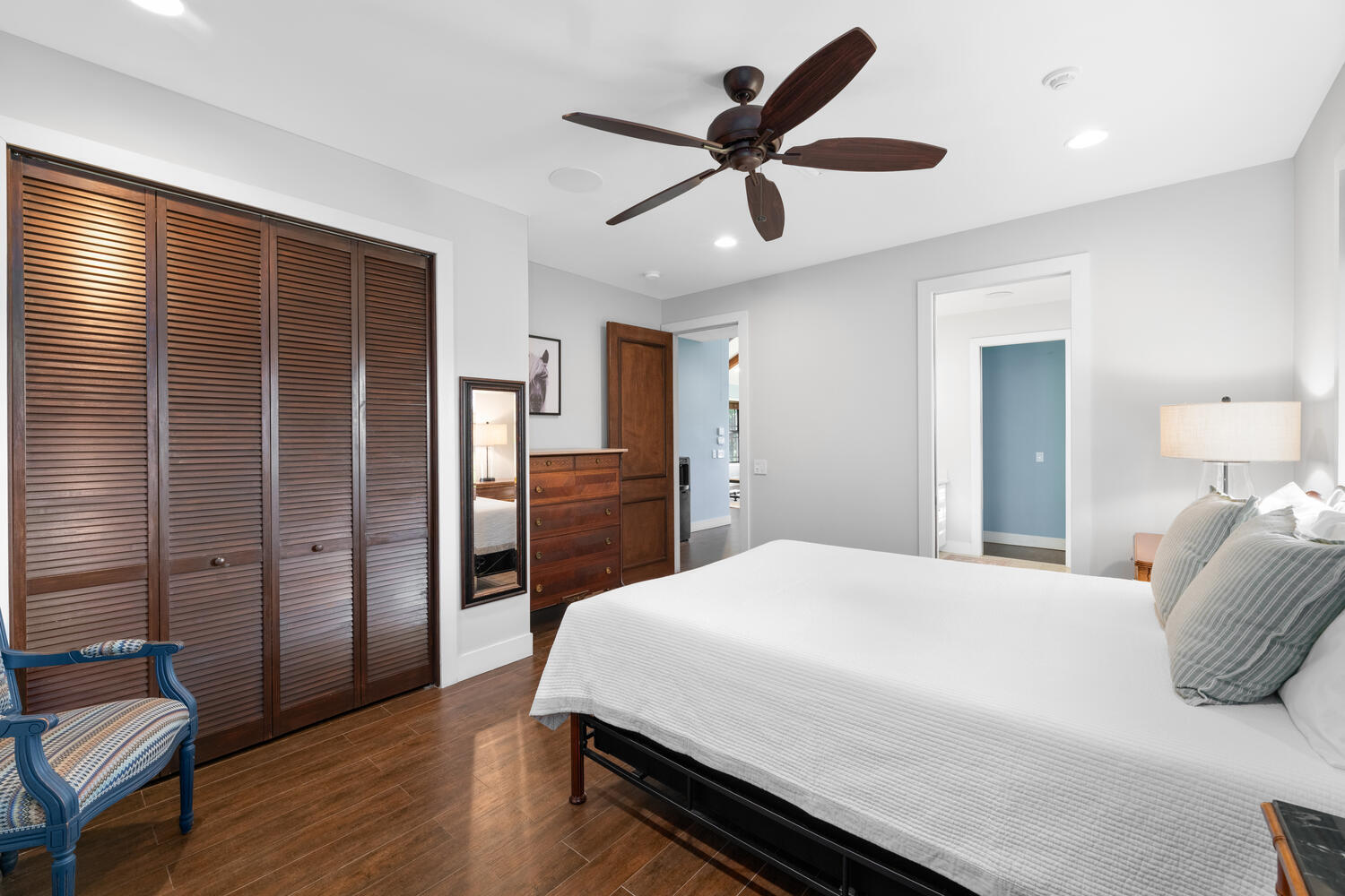 PALM BEACH POINT EAST - Residential