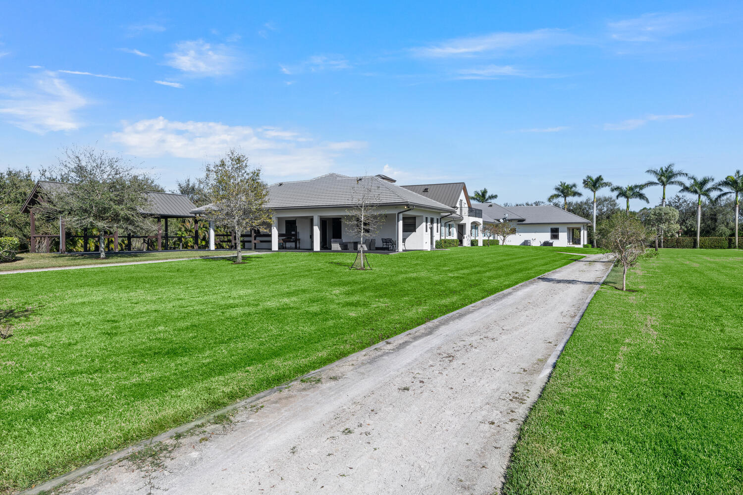 PALM BEACH POINT EAST - Residential