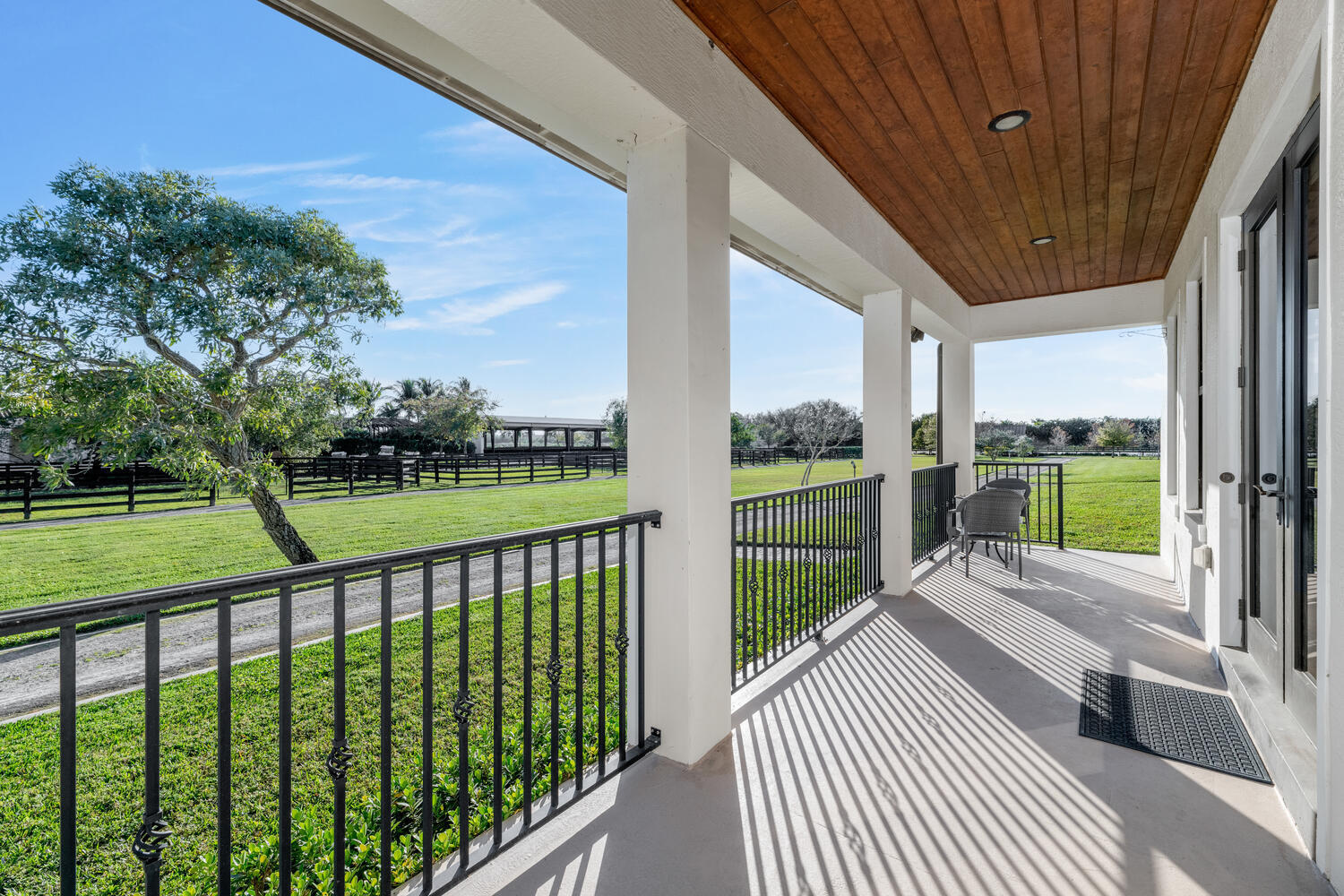 PALM BEACH POINT EAST - Residential