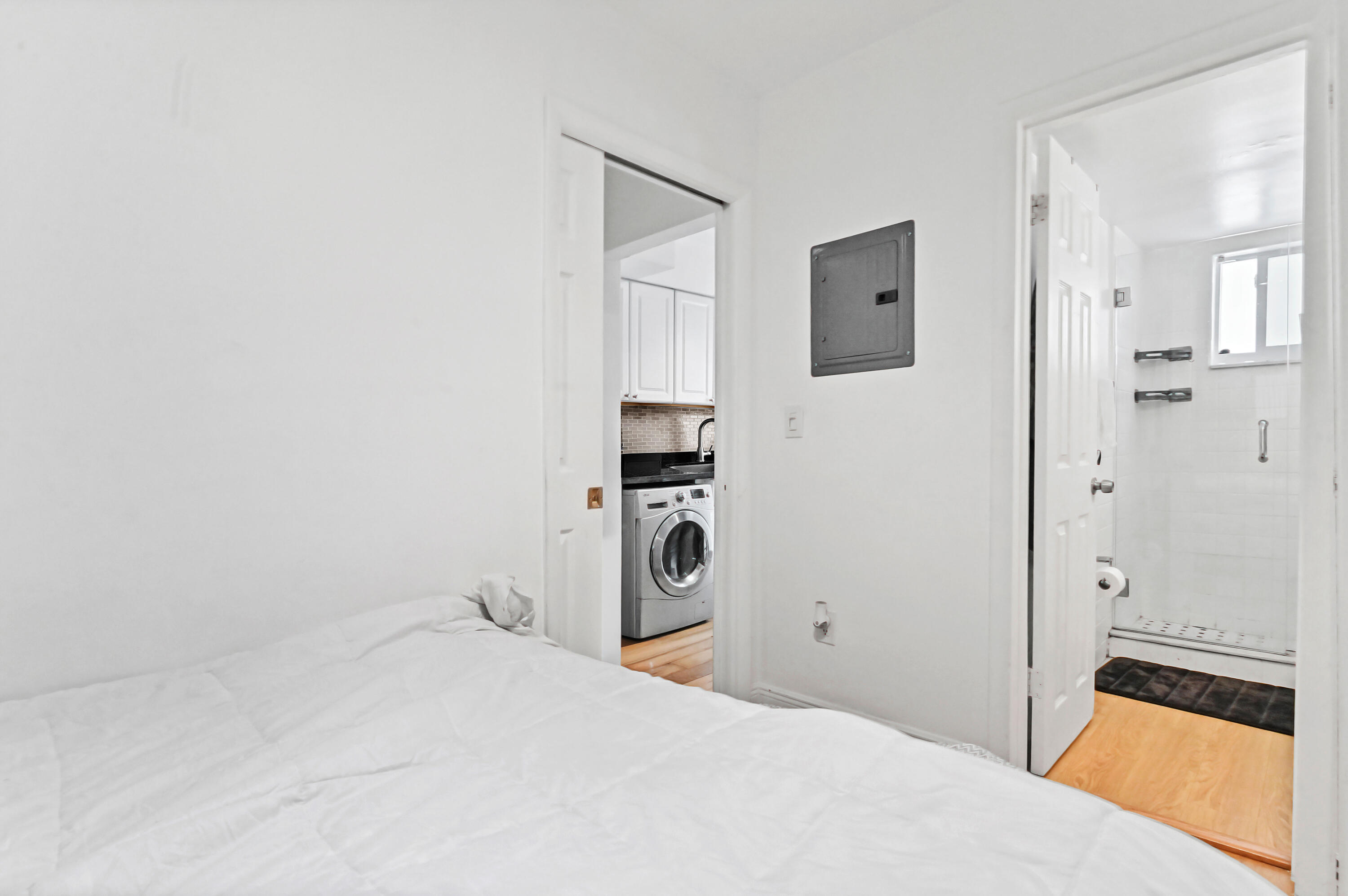 THE MERIDIAN - Residential