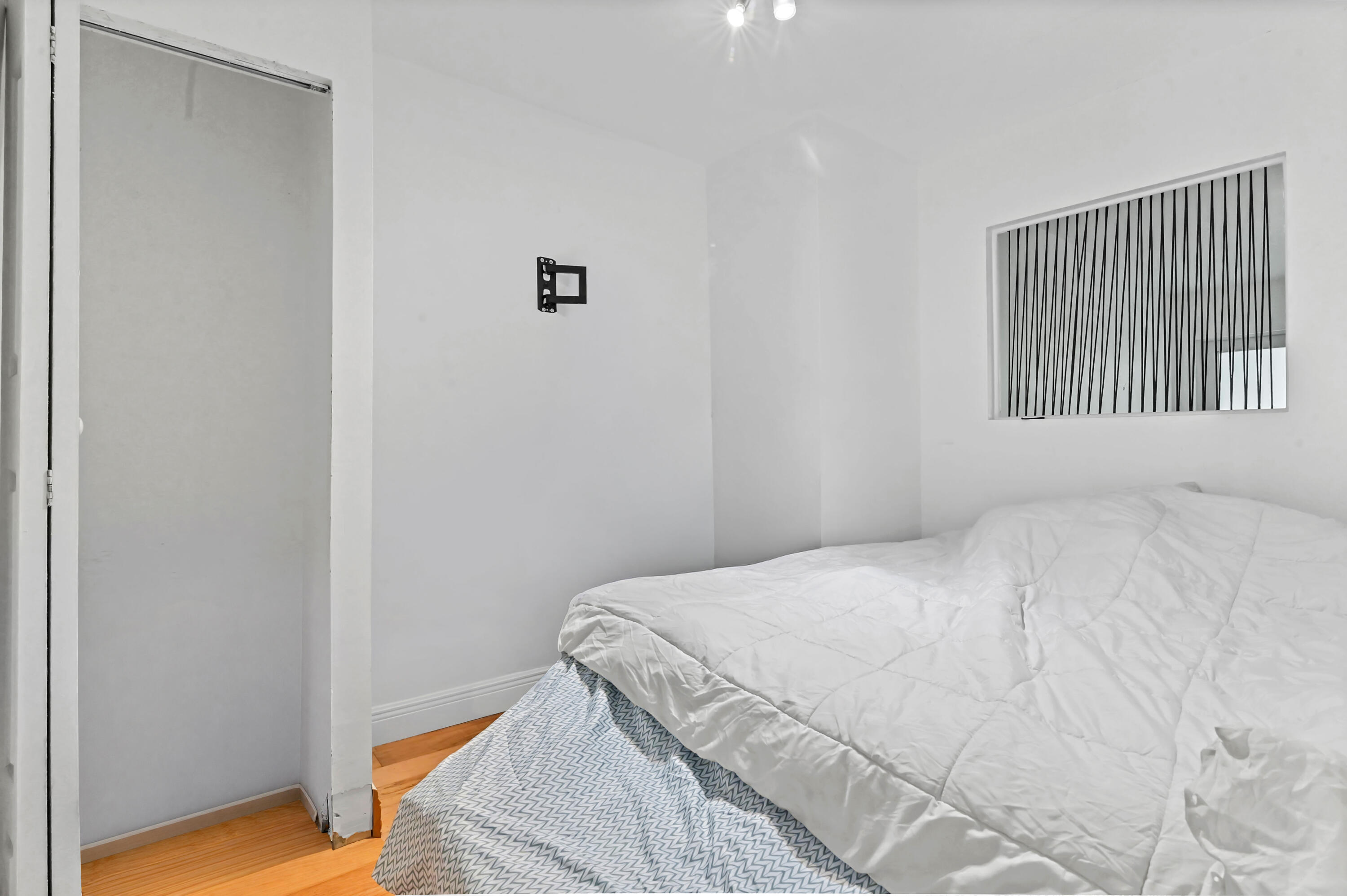 THE MERIDIAN - Residential