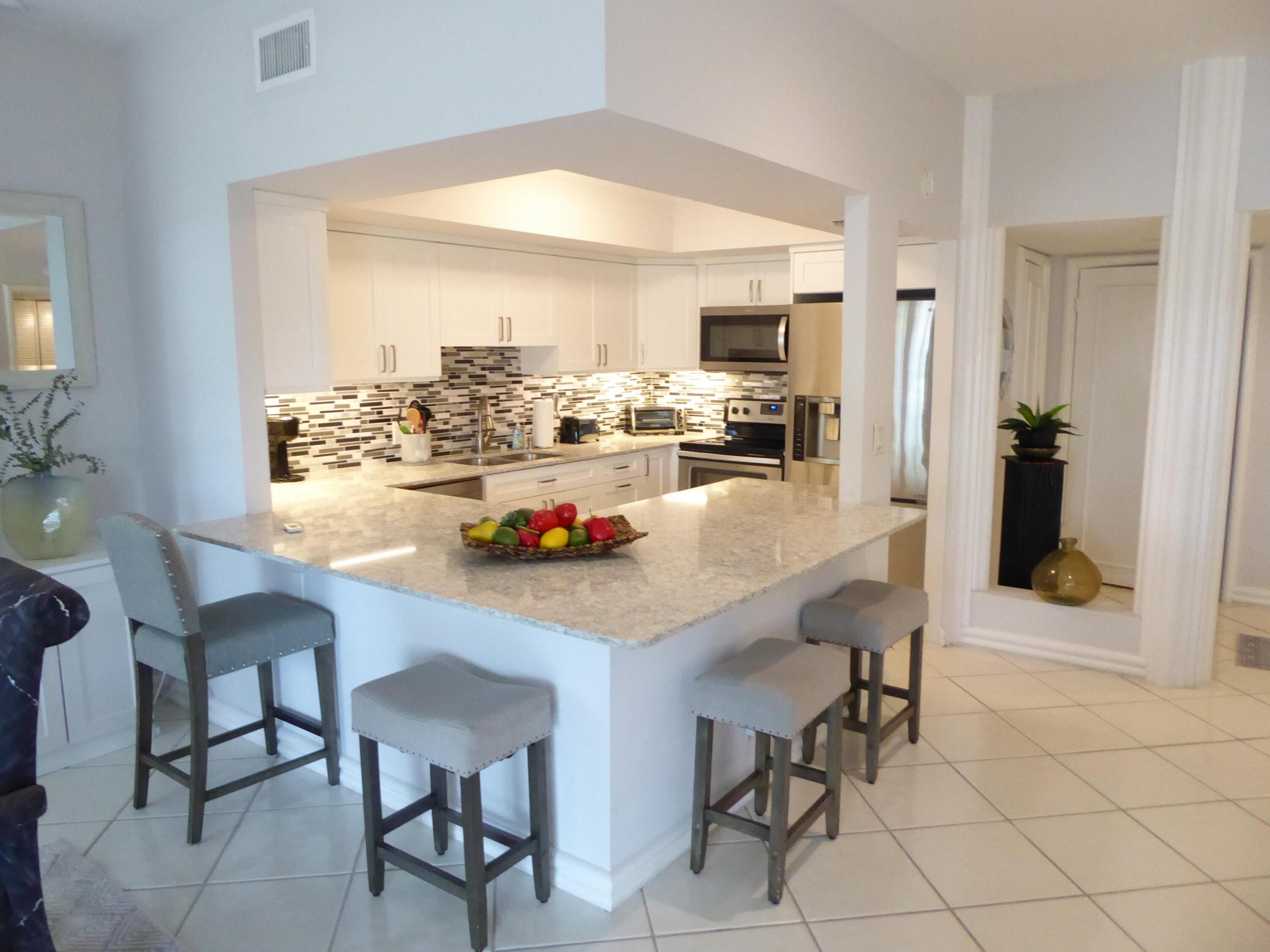 LONGWOOD THREE CONDO - Residential Lease