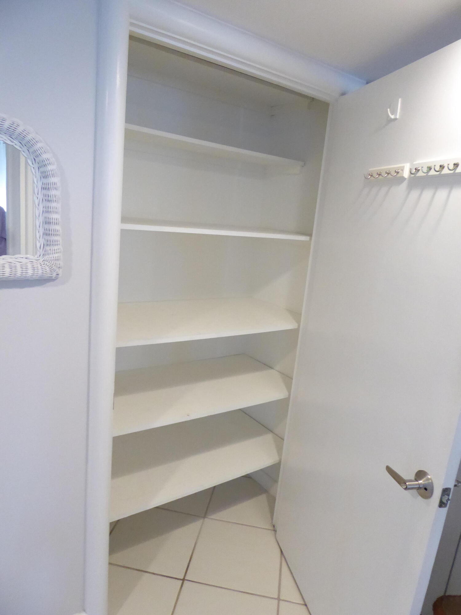 LONGWOOD THREE CONDO - Residential Lease