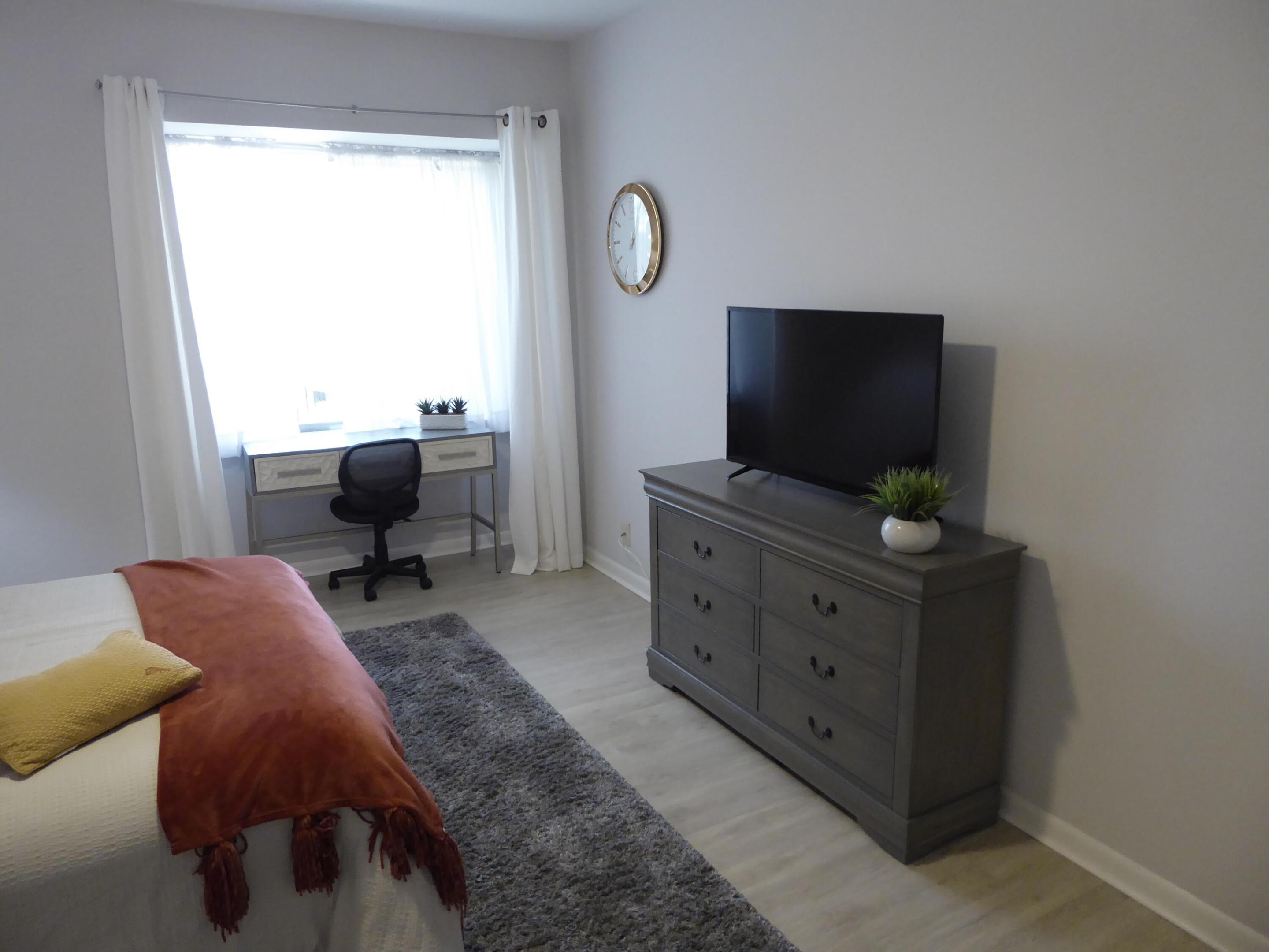 LONGWOOD THREE CONDO - Residential Lease