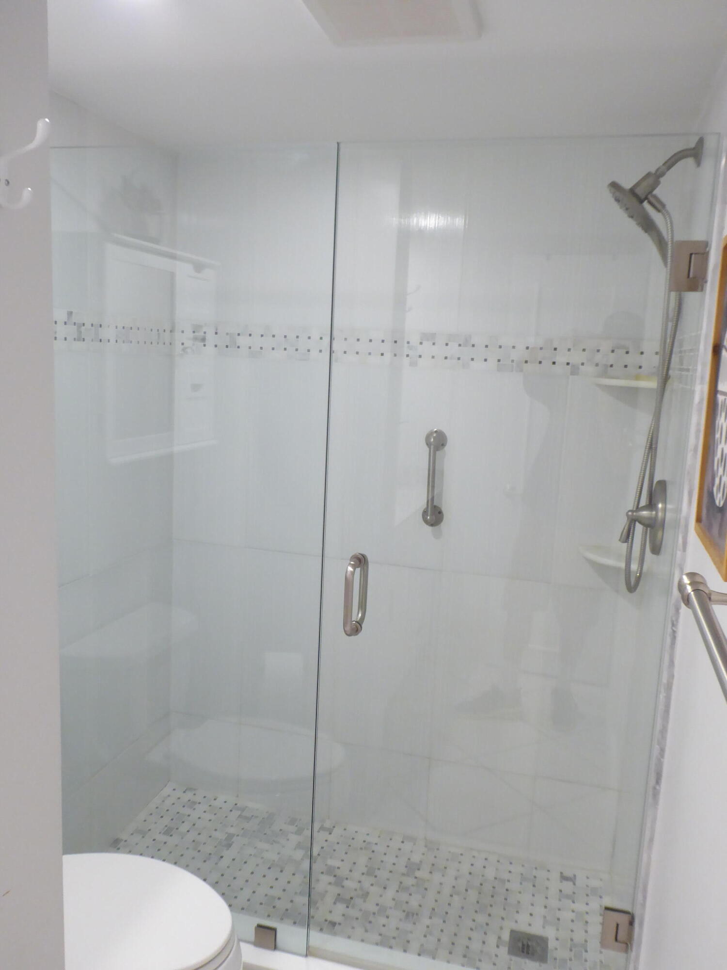 LONGWOOD THREE CONDO - Residential Lease