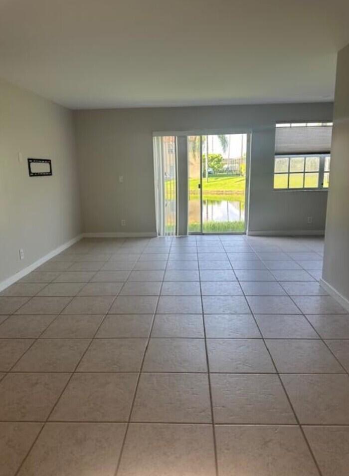 WINDMILL LAKES V CONDO - Residential Lease