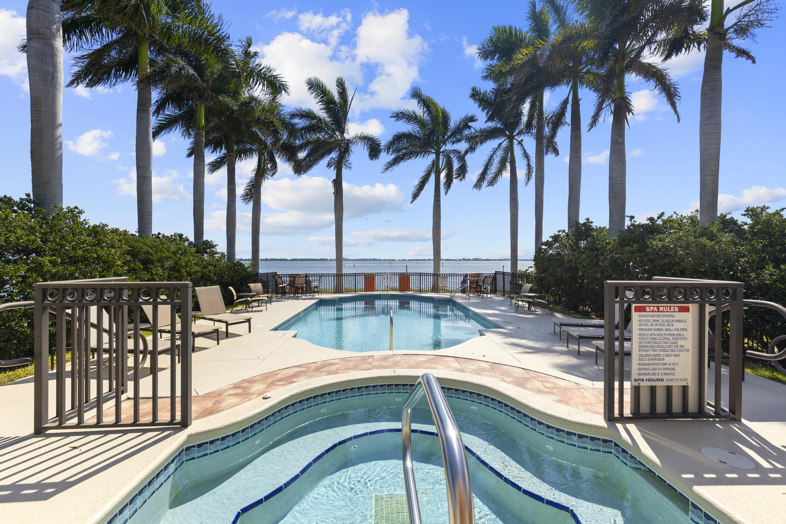 OUTRIGGER HARBOUR CONDO - Residential