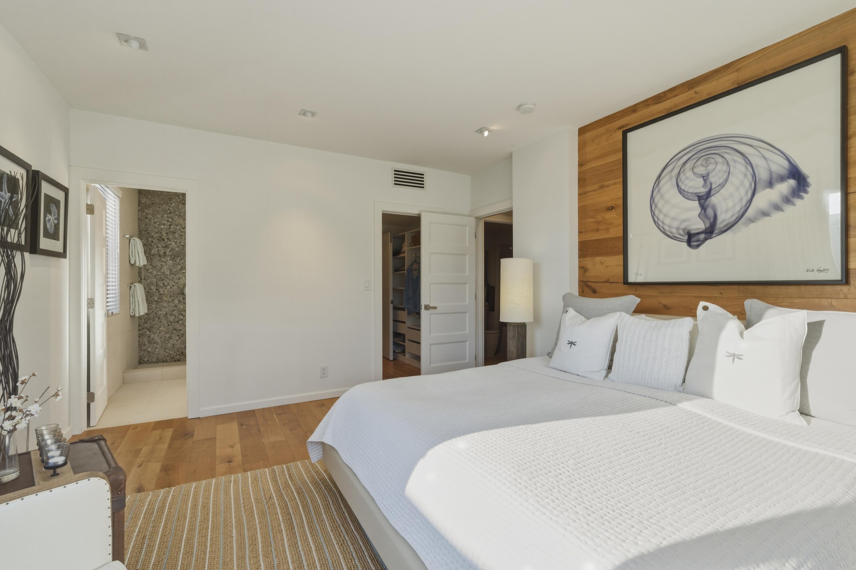 OCEANAGE CONDO - Residential