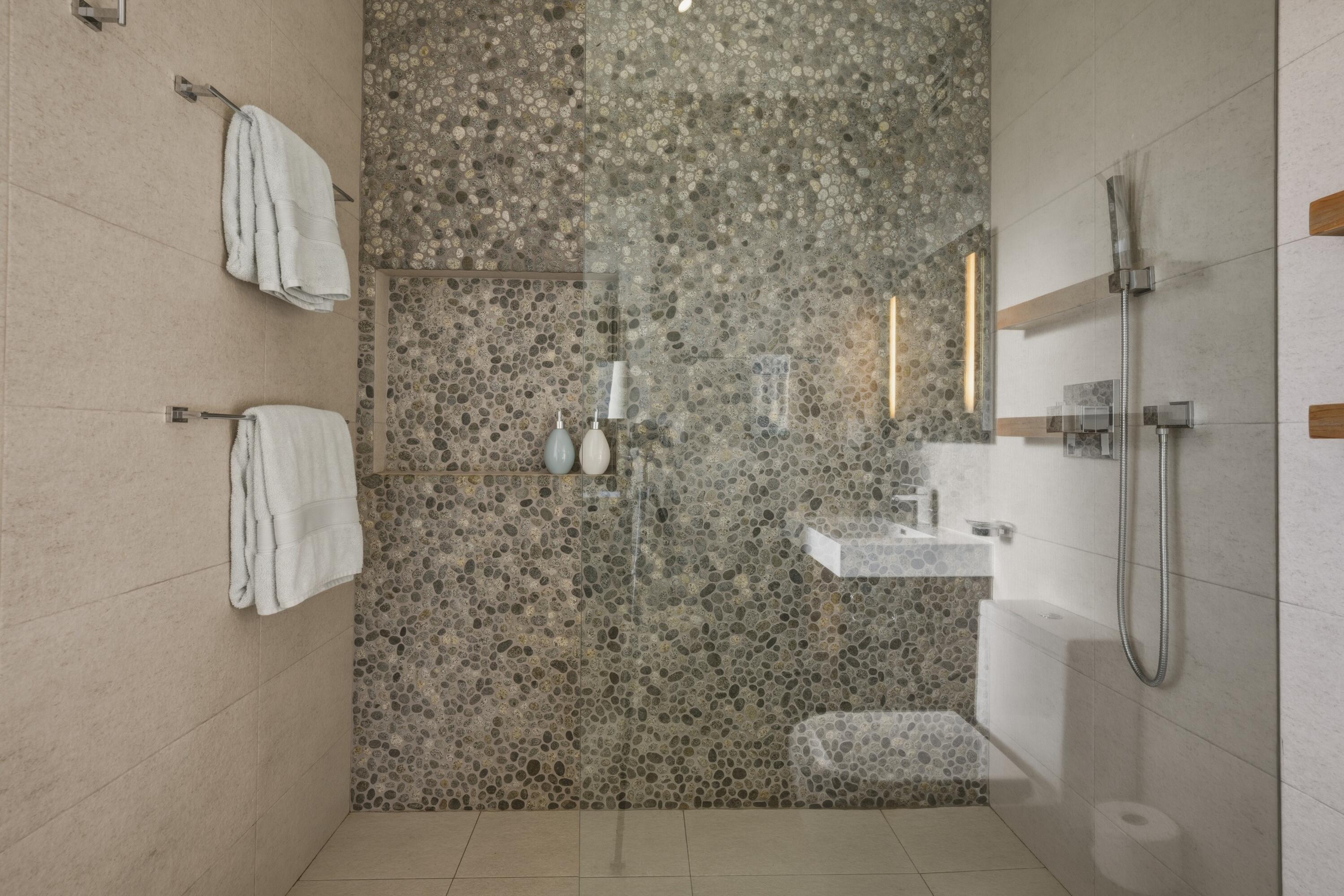 OCEANAGE CONDO - Residential