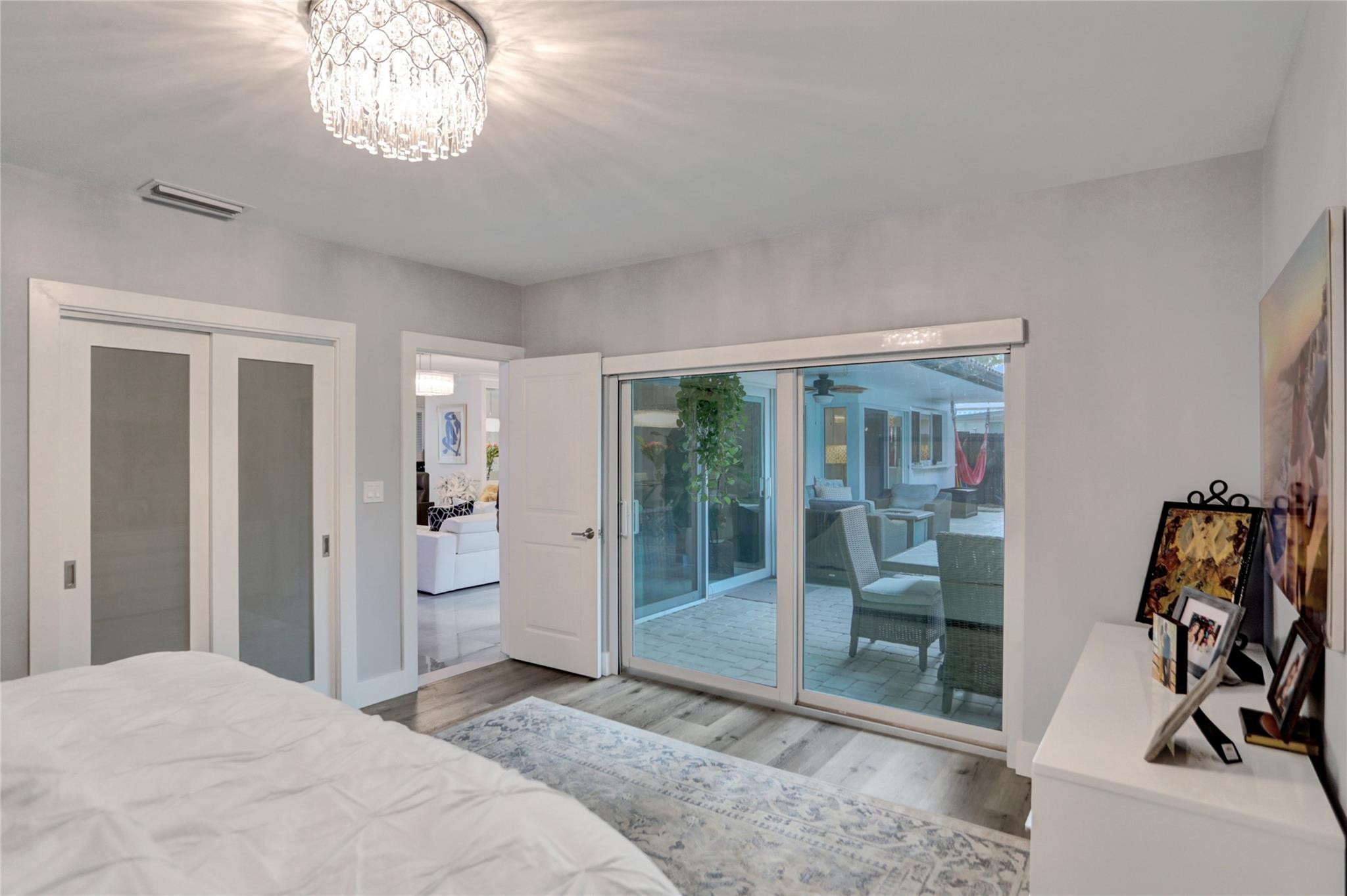 IMPERIAL POINT 2 SEC - Residential