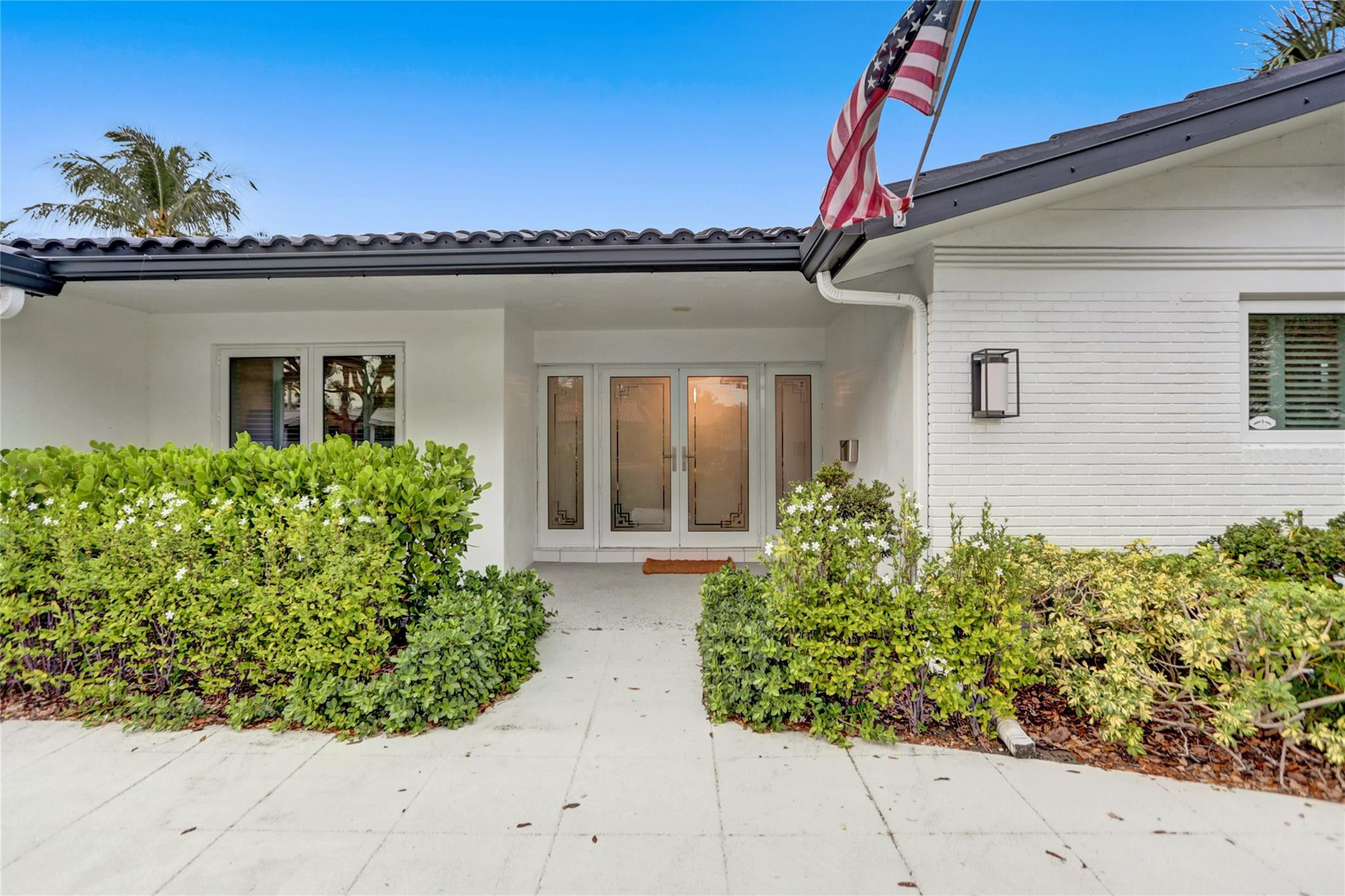 IMPERIAL POINT 2 SEC - Residential