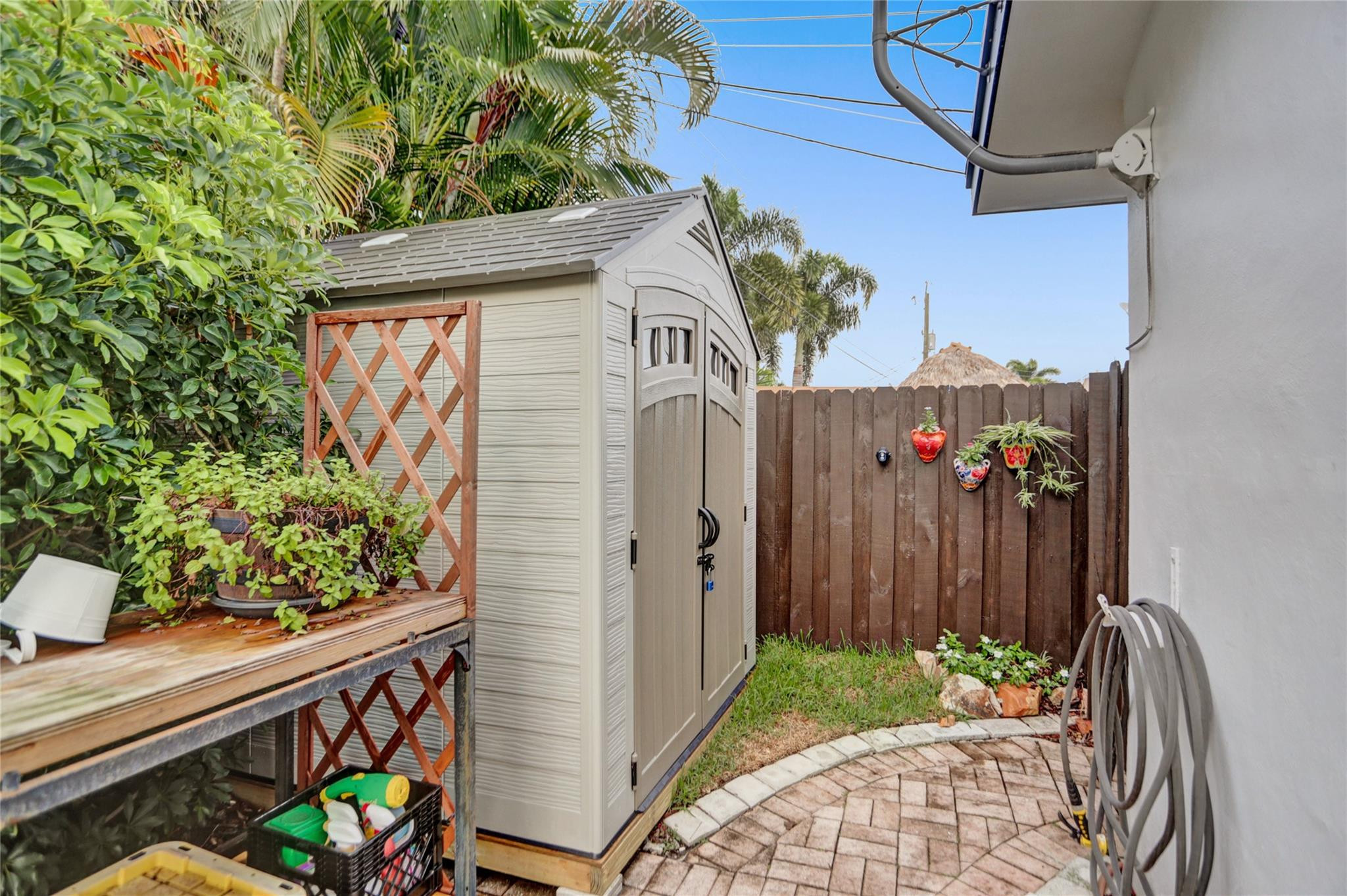 IMPERIAL POINT 2 SEC - Residential