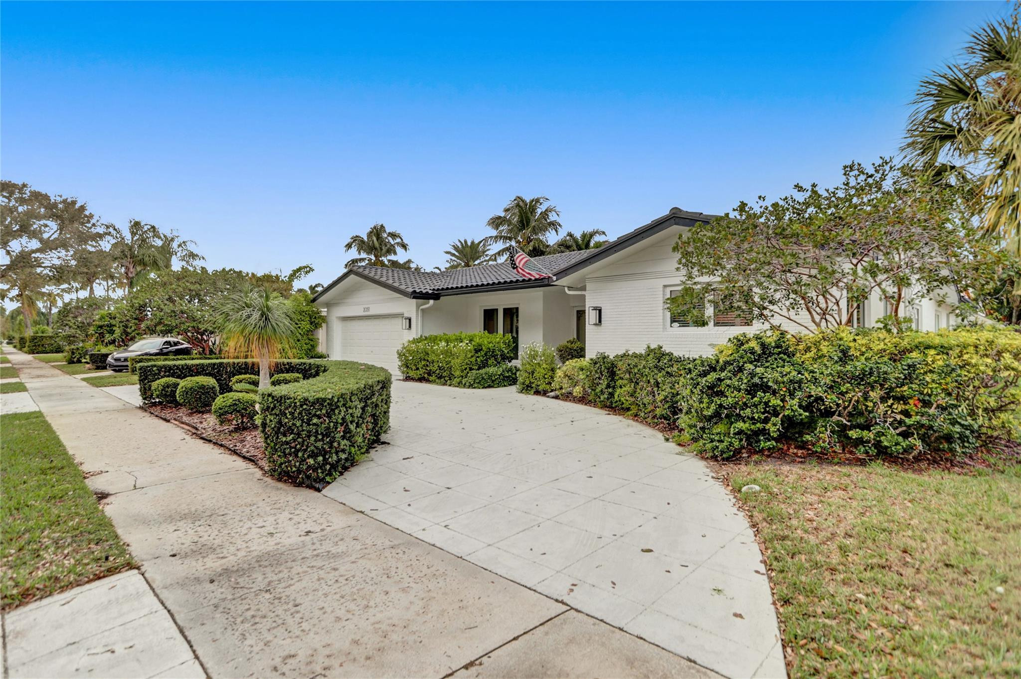 IMPERIAL POINT 2 SEC - Residential
