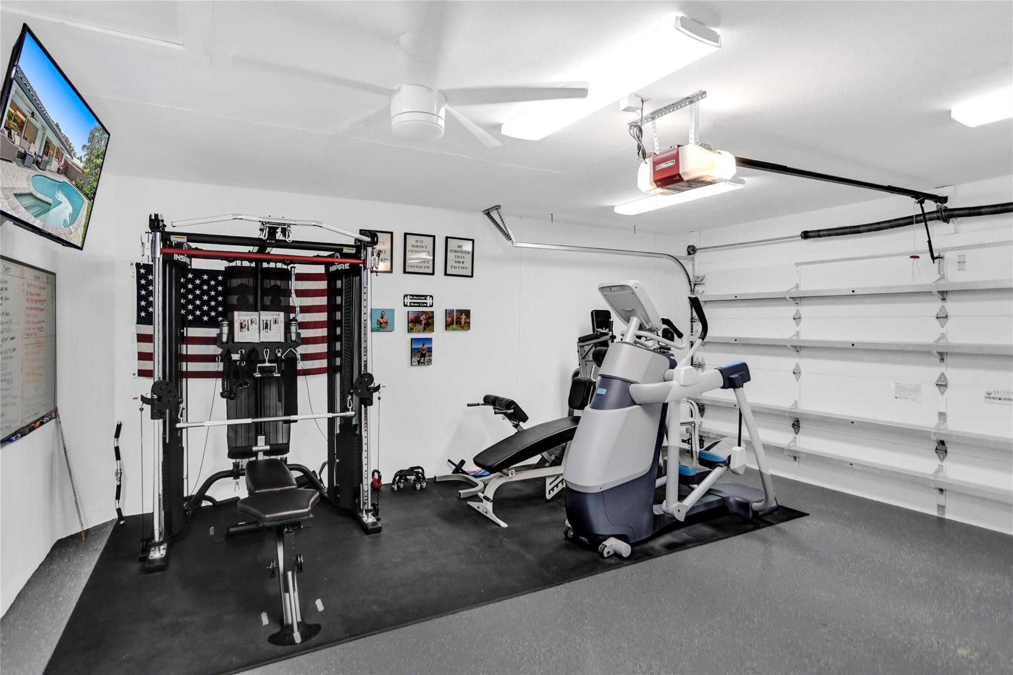 IMPERIAL POINT 2 SEC - Residential