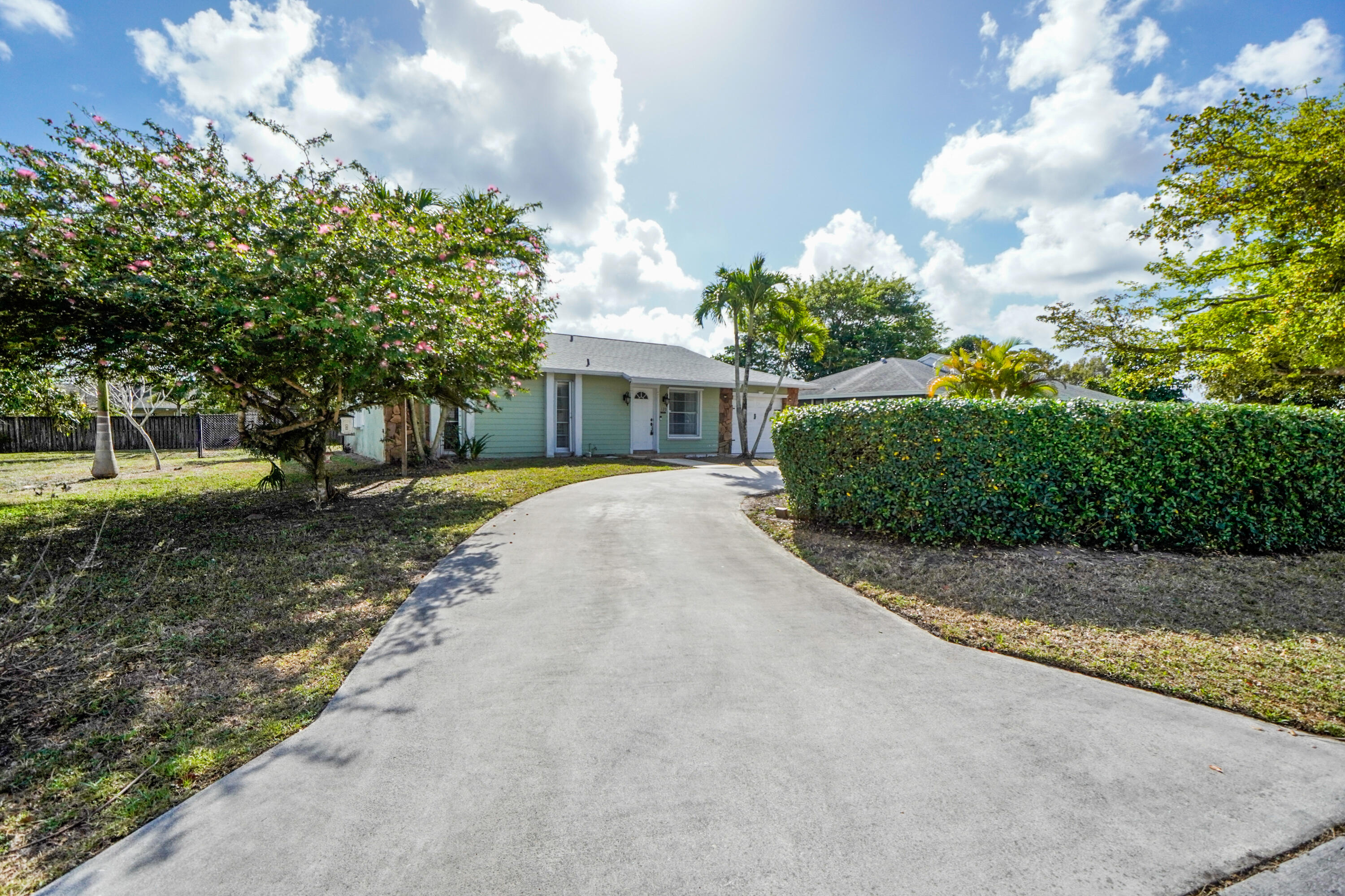 WILLOWS - Residential