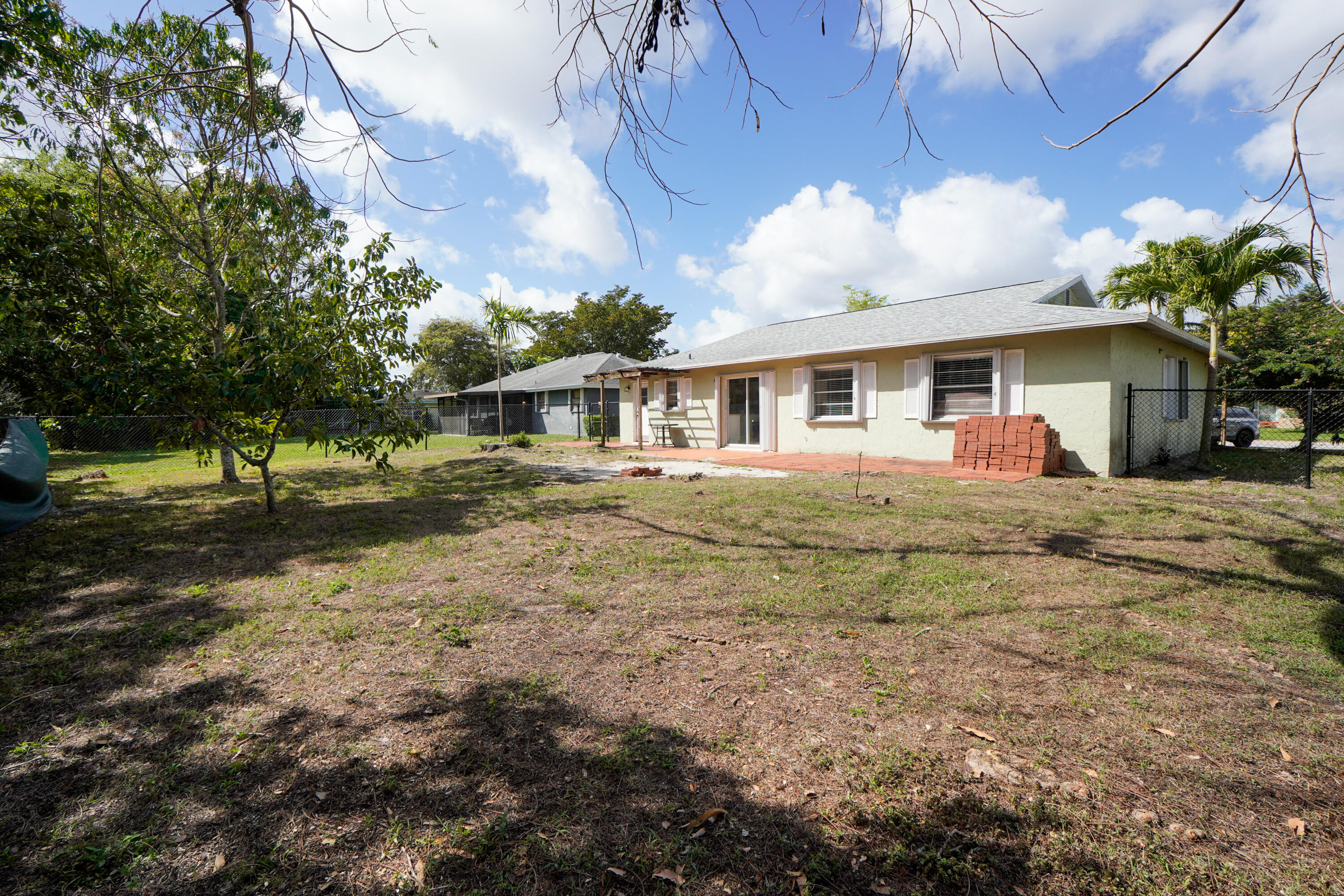 WILLOWS - Residential