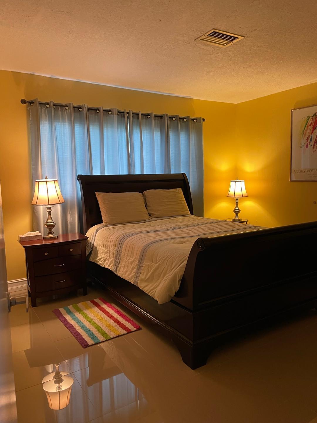 CASTLEWOOD - Residential Lease