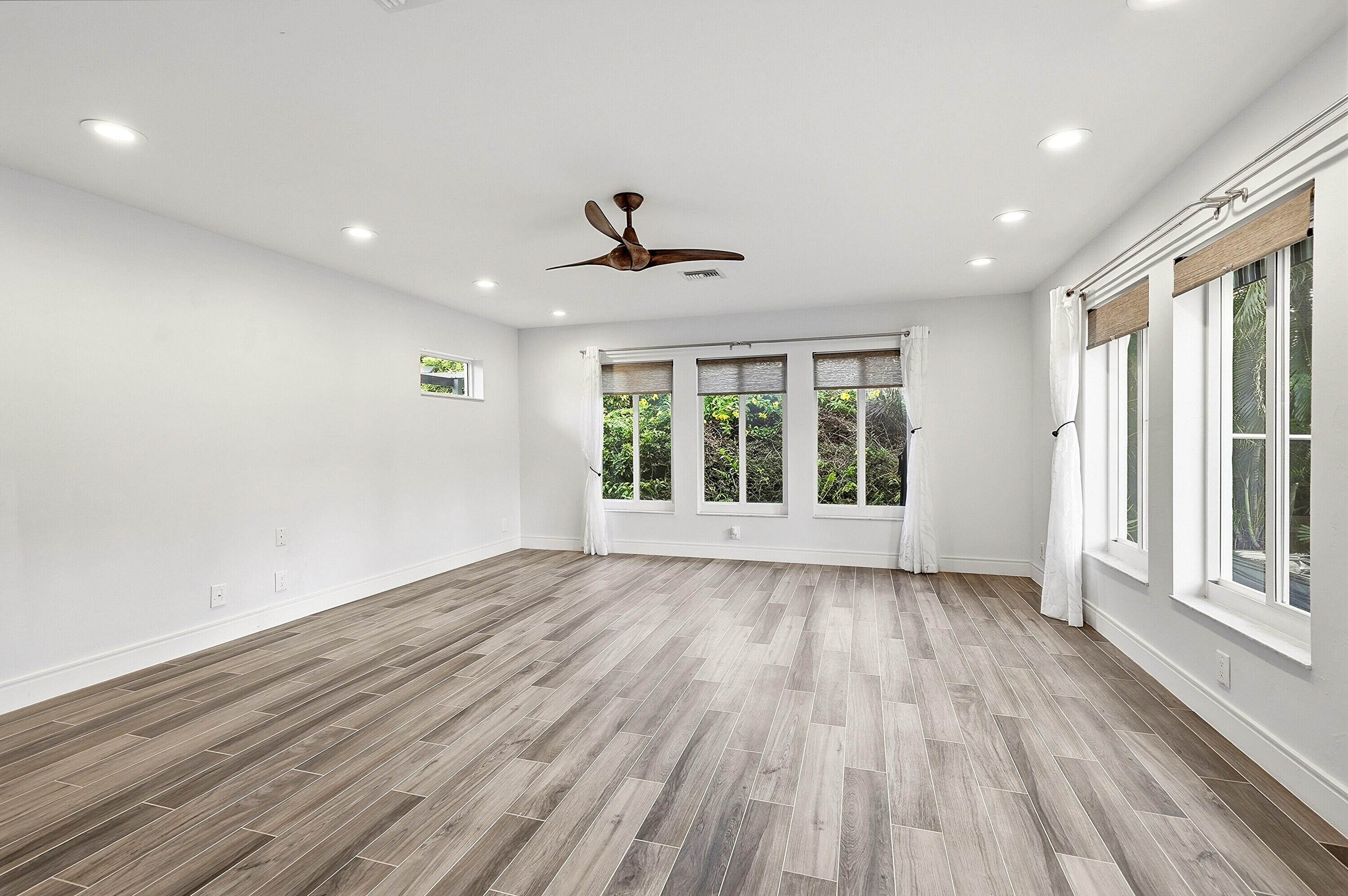 Bel Air - Residential