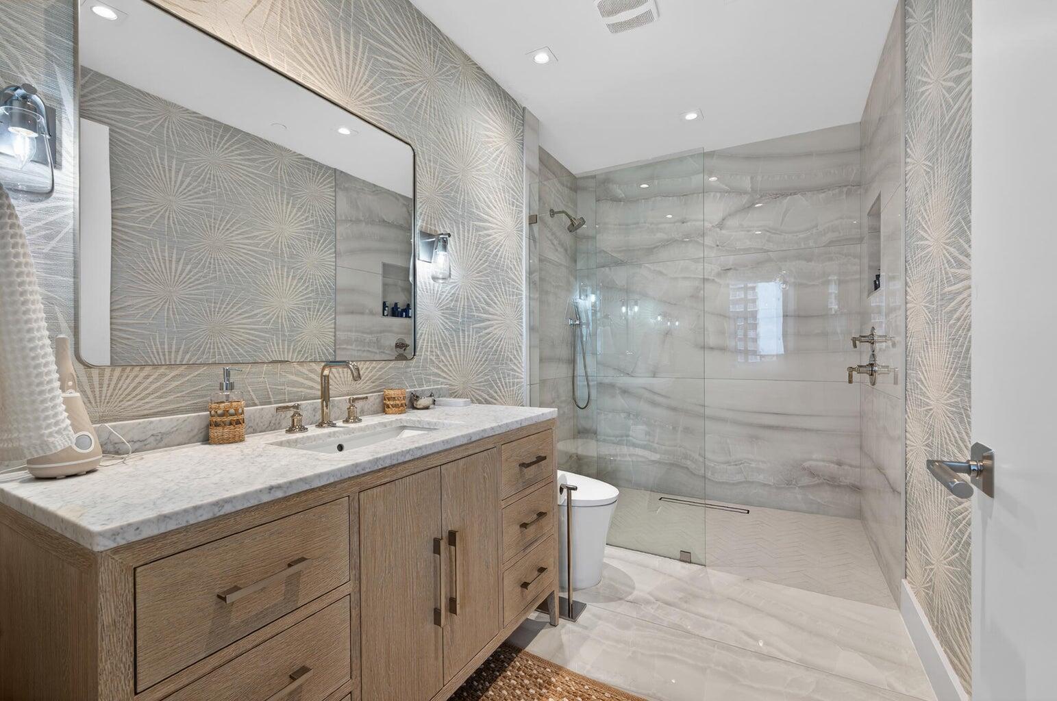 AMRIT OCEAN RESORT CONDO - Residential