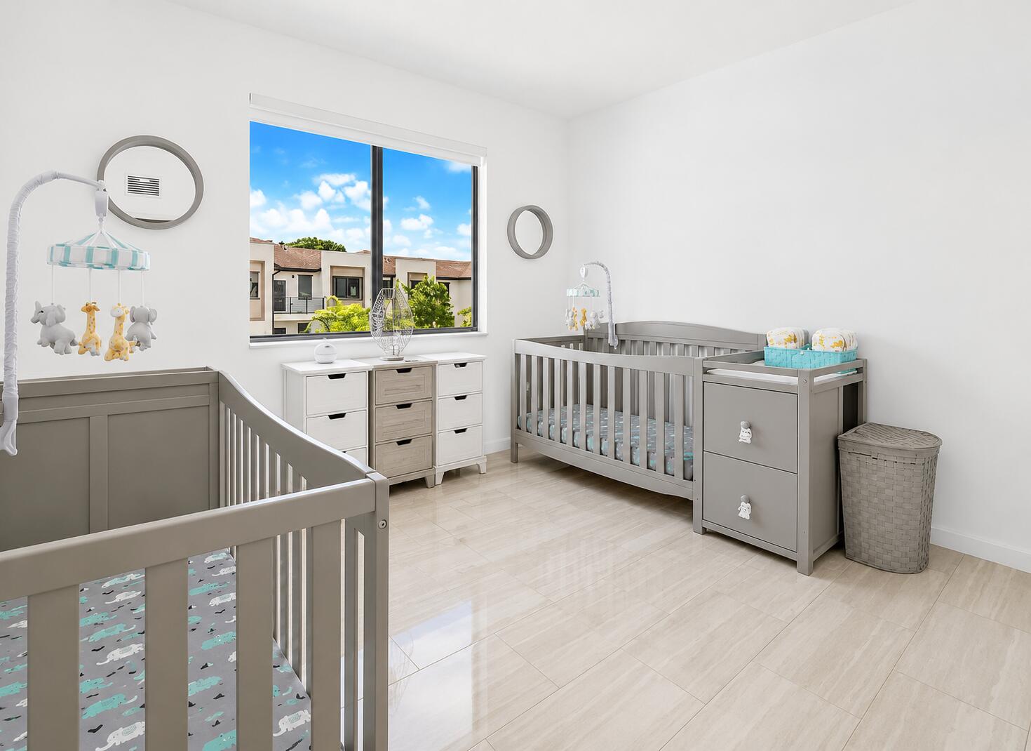 VIA VENTURA NEIGHBORHOOD 2 - Residential Lease