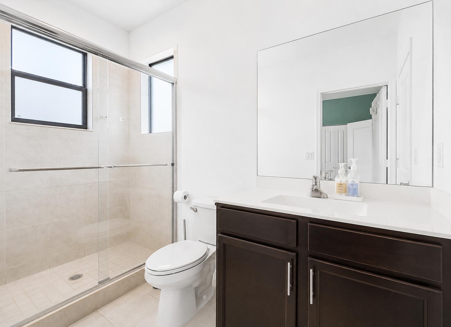 VIA VENTURA NEIGHBORHOOD 2 - Residential Lease