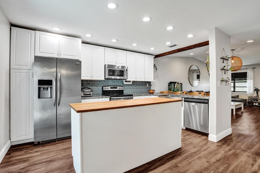 FOREST LAKE - Residential