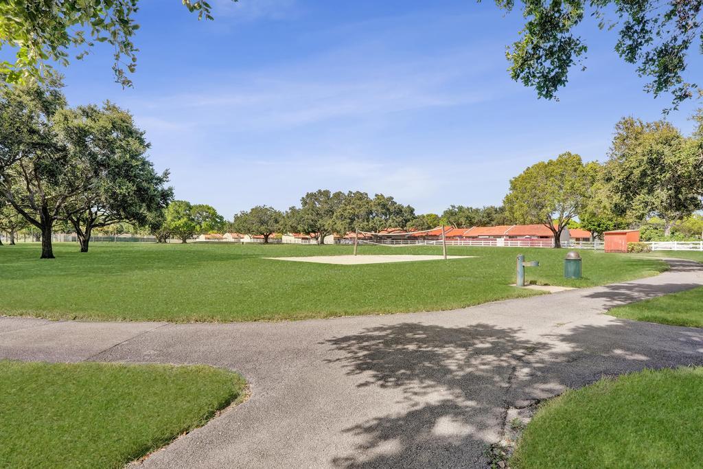 FOREST LAKE - Residential