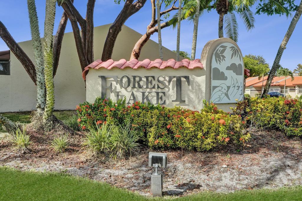 FOREST LAKE - Residential