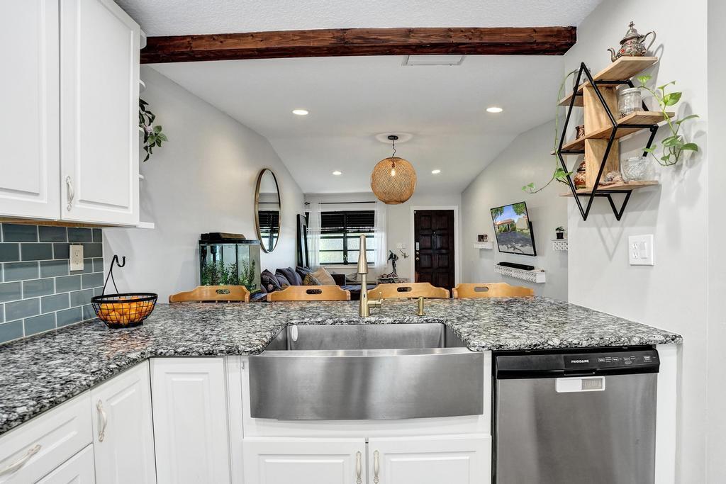 FOREST LAKE - Residential