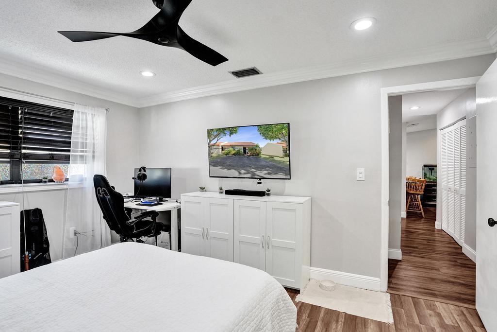 FOREST LAKE - Residential