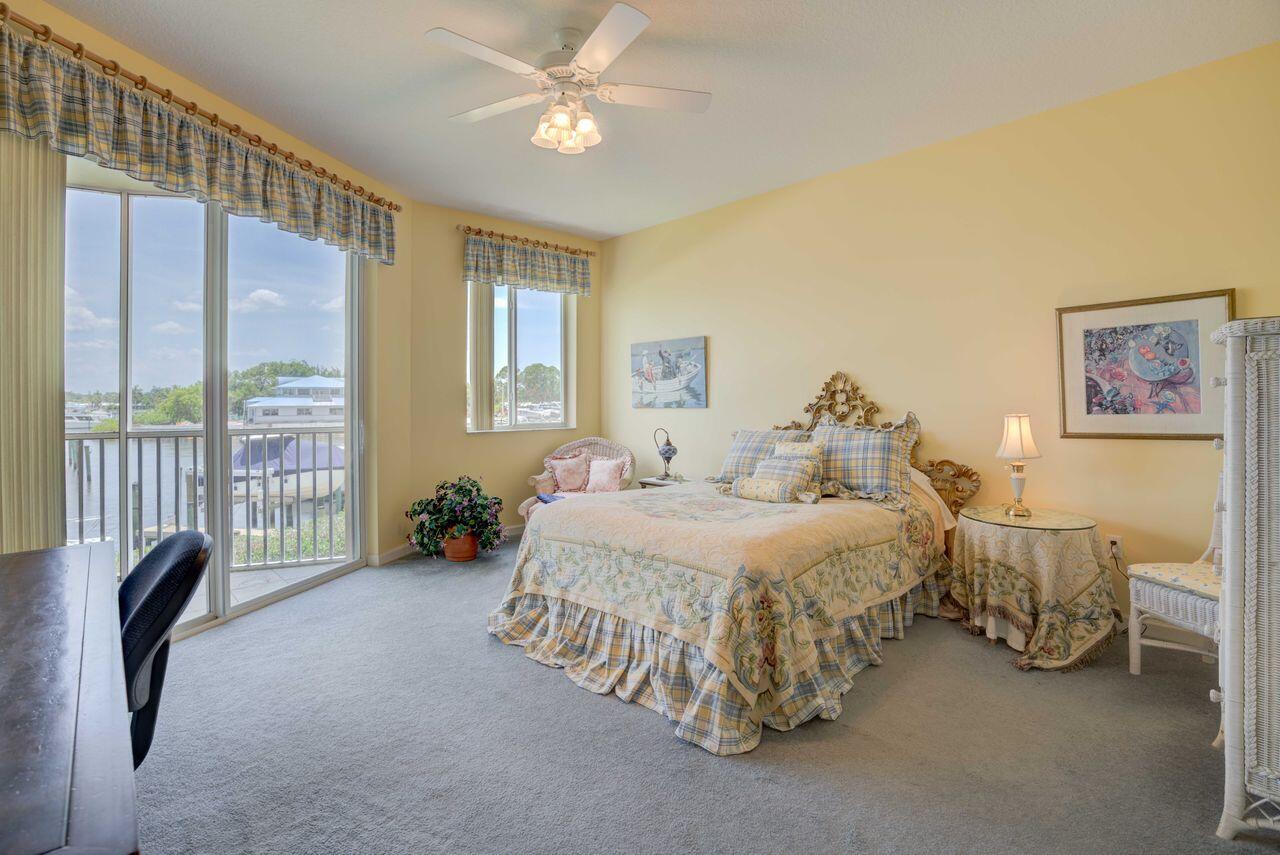 ADMIRALTY CONDO - Residential