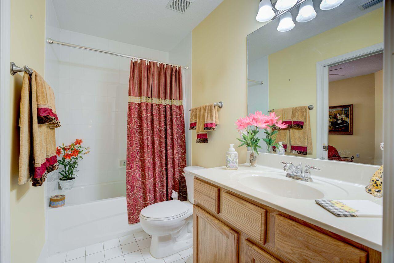 ADMIRALTY CONDO - Residential