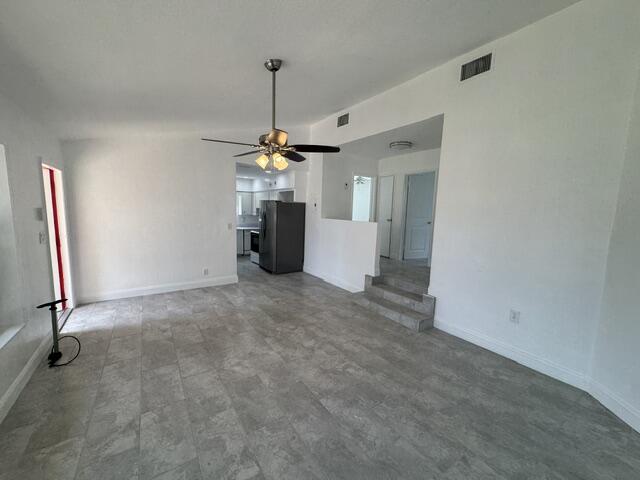 HOLLYWOOD PLACE - Residential