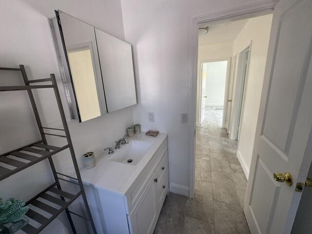 HOLLYWOOD PLACE - Residential