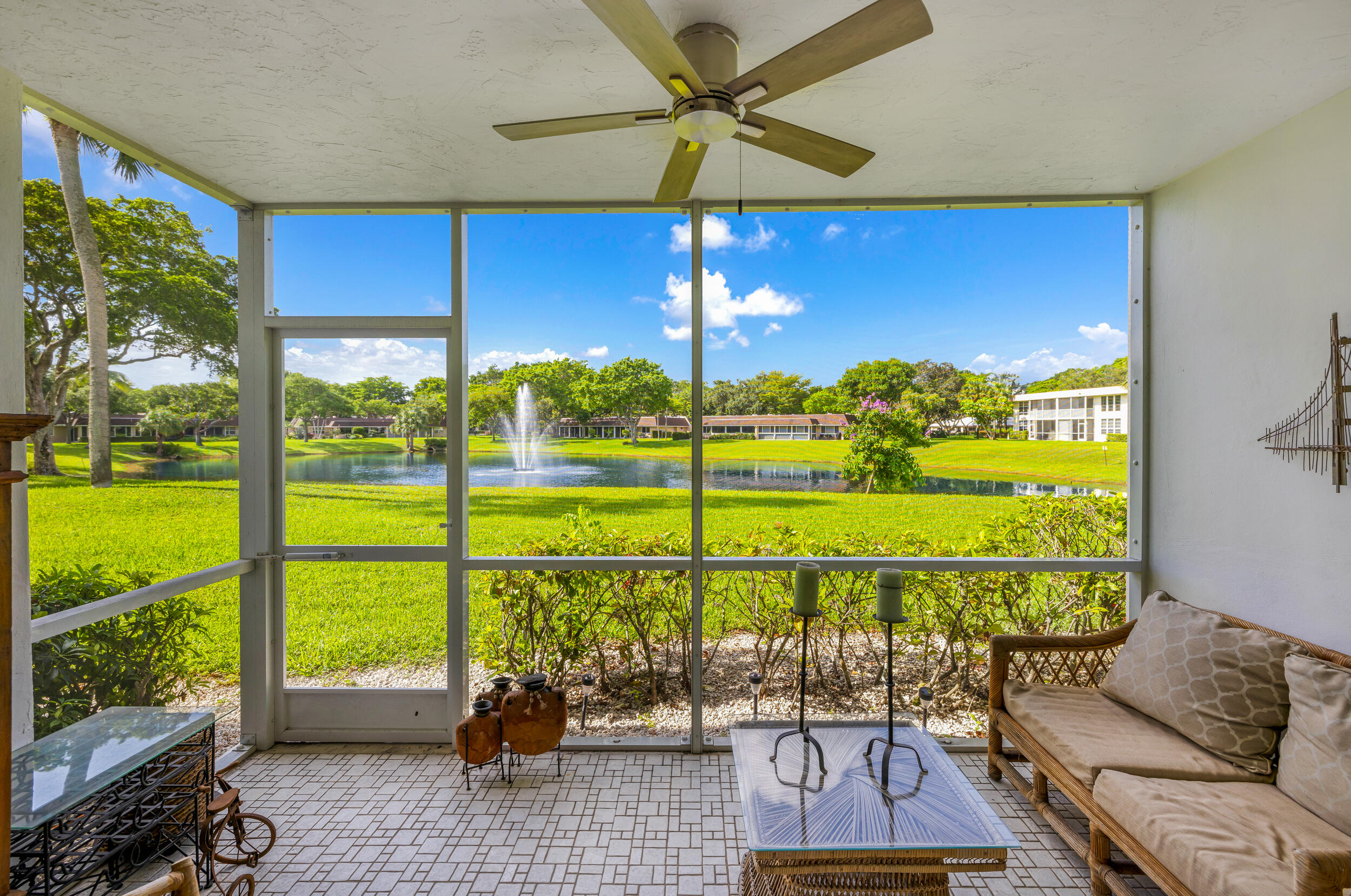 NO 74 PALM-AIRE COUNTRY CLUB - Residential Lease