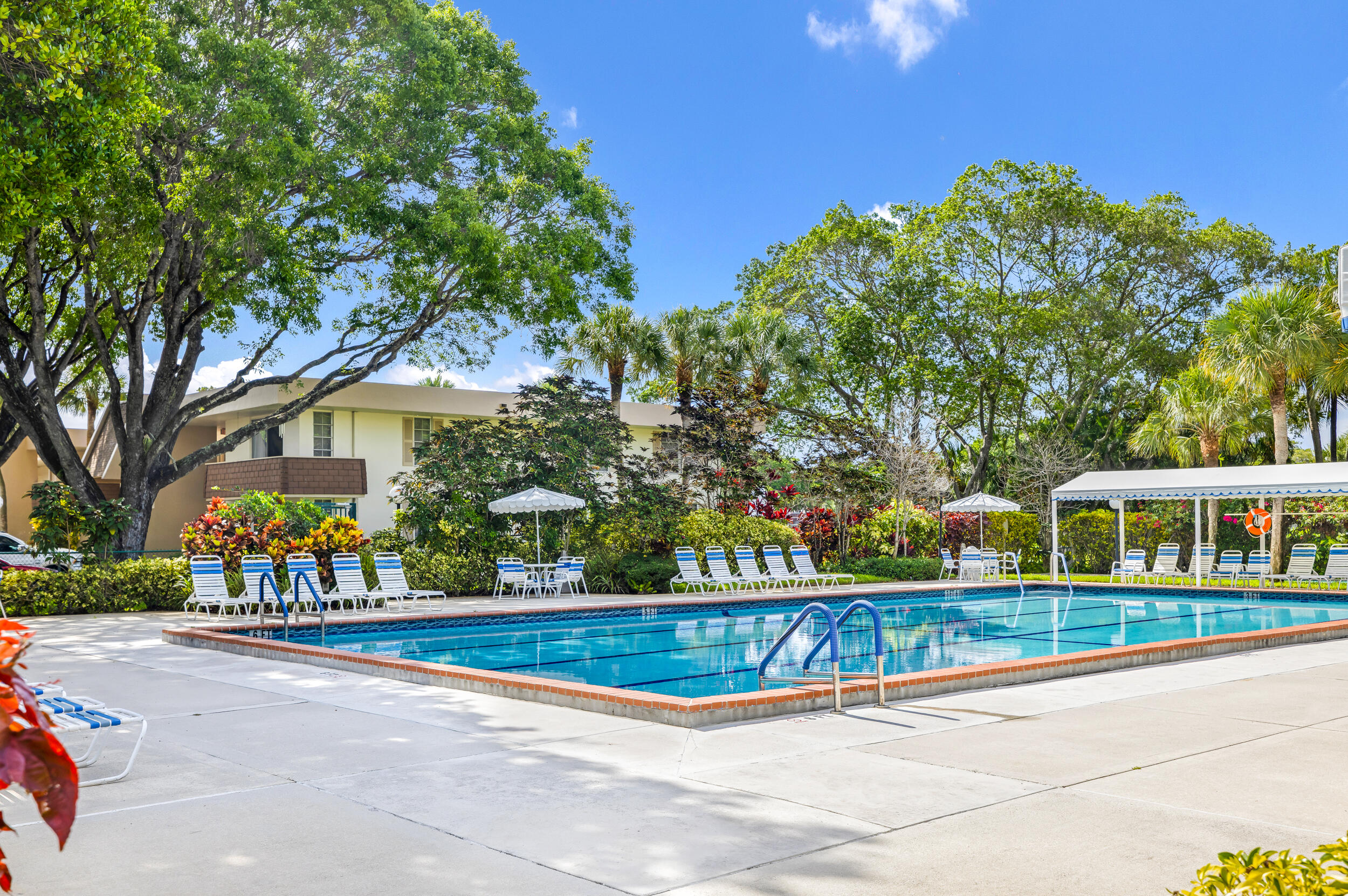 NO 74 PALM-AIRE COUNTRY CLUB - Residential Lease