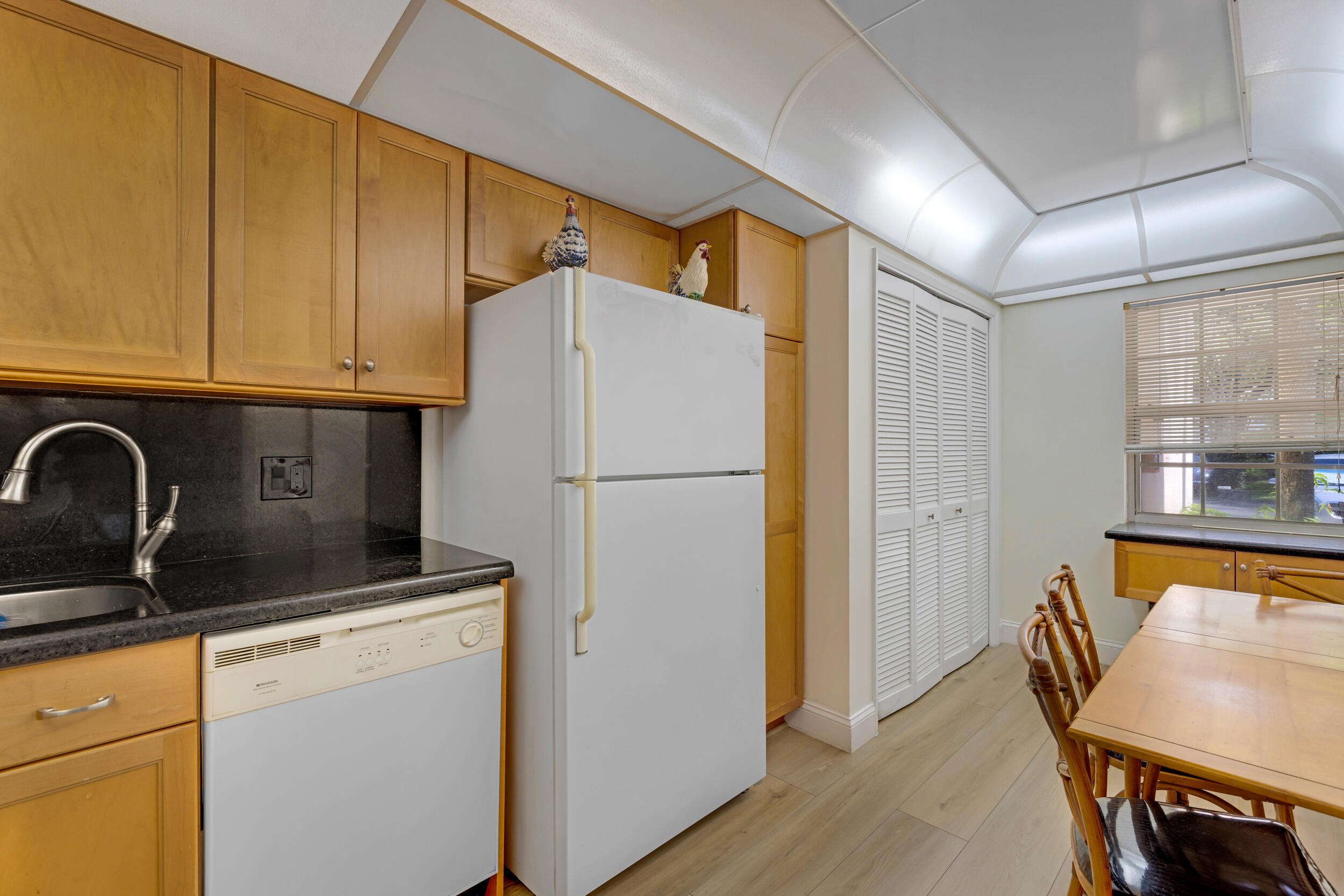 NO 74 PALM-AIRE COUNTRY CLUB - Residential Lease