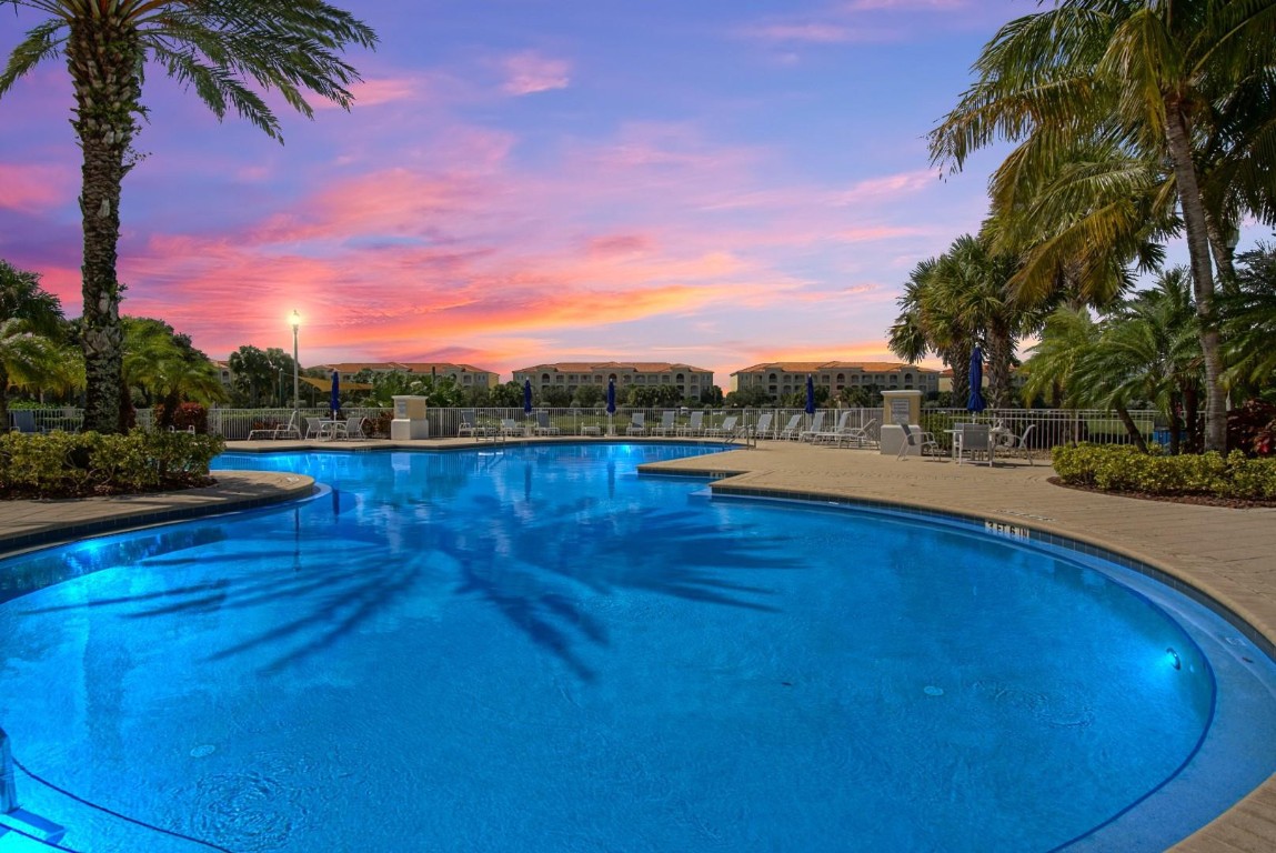Harbour Isle West - Residential