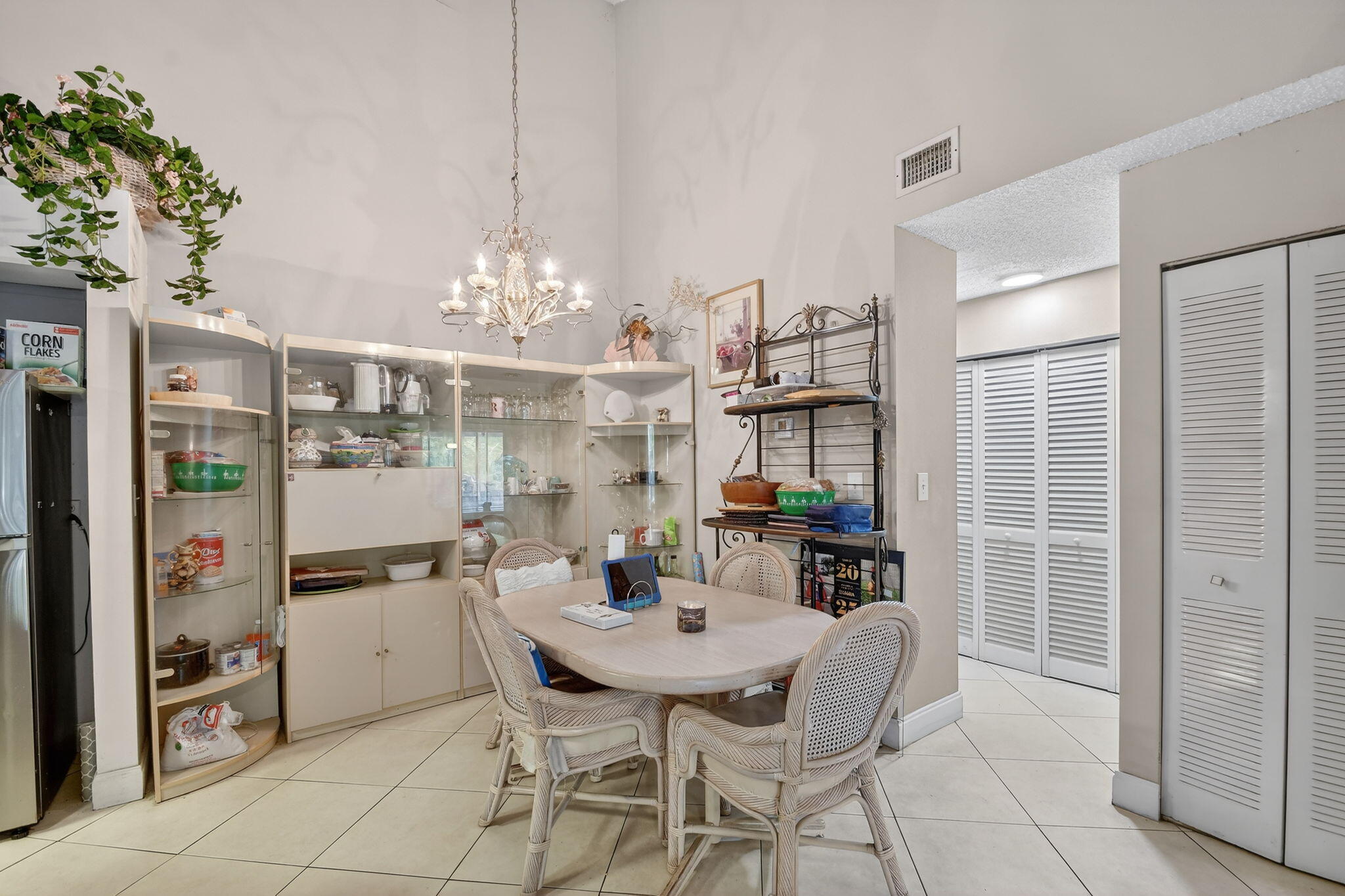 PINE HOLLOW CONDO - Residential