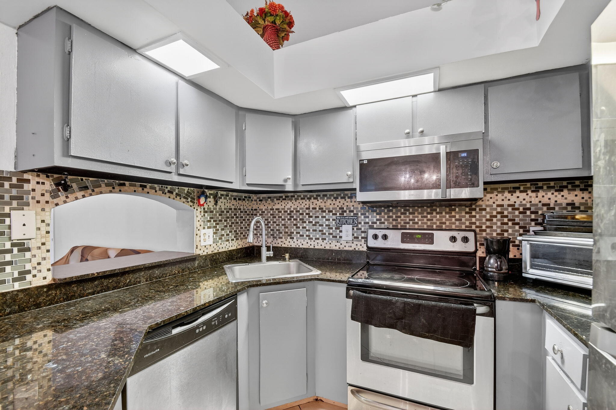 PINE HOLLOW CONDO - Residential