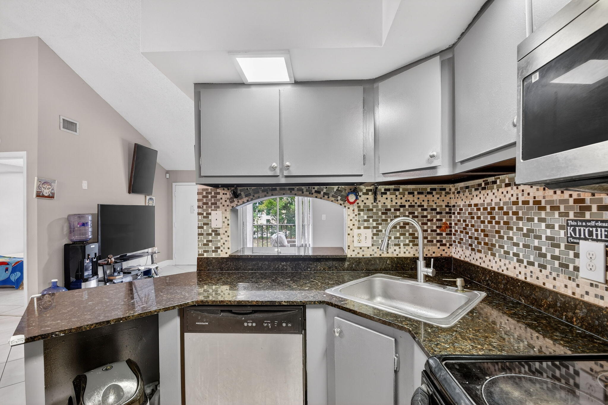 PINE HOLLOW CONDO - Residential