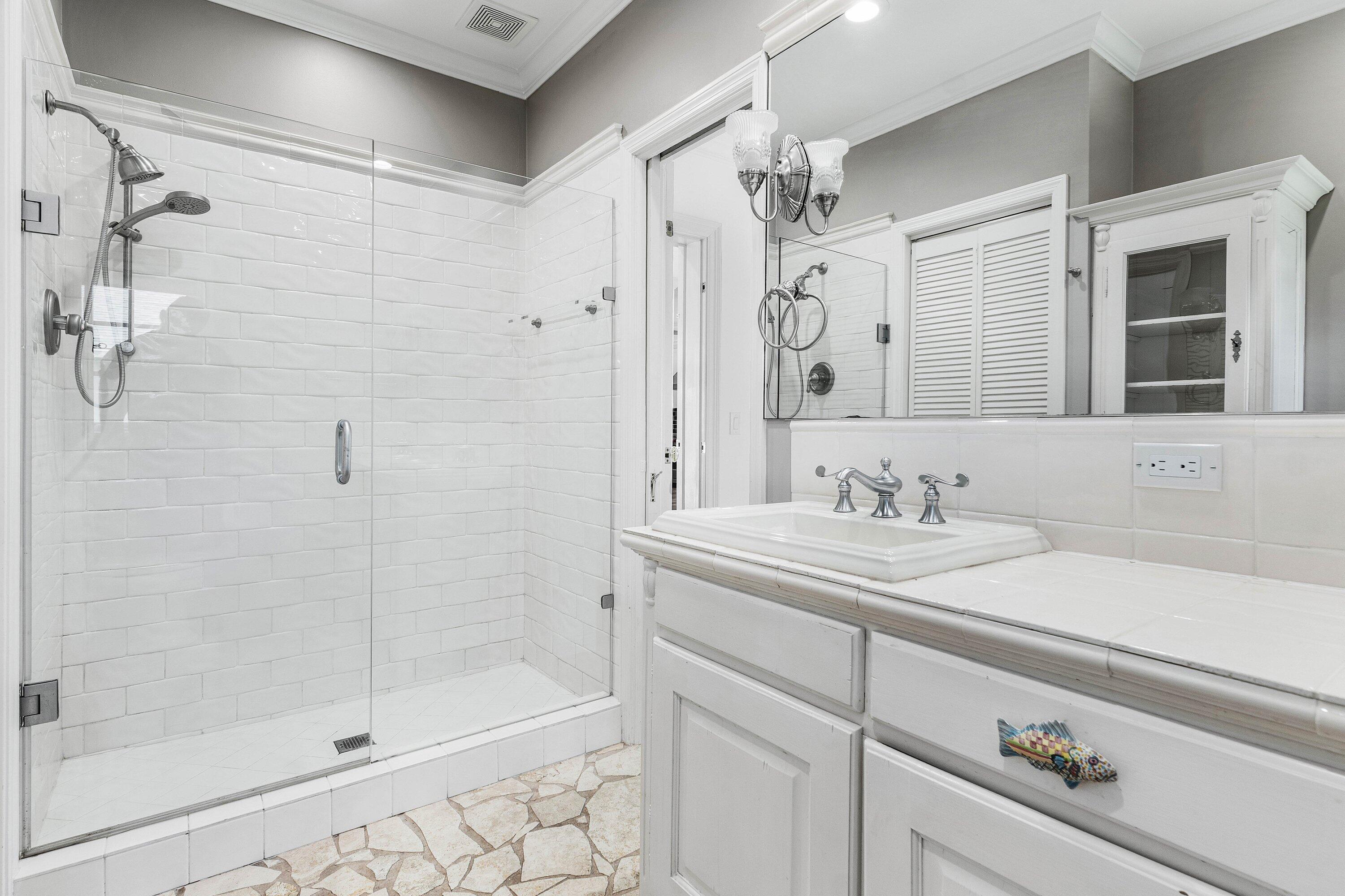 LAKE IDA GARDENS AMD PL - Residential Lease